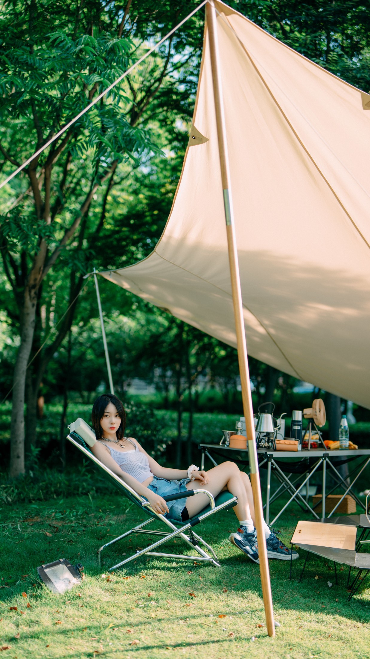 小可爱 – 《夏天的白加黑》[48P]