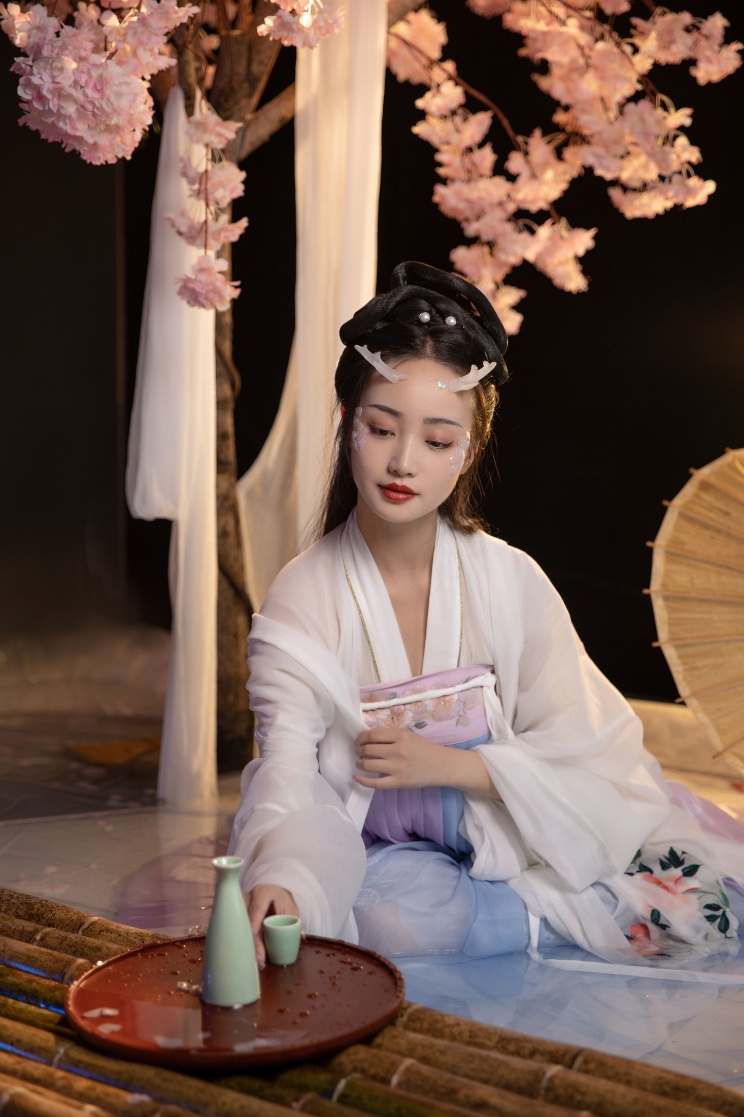 凌子兮 – 《游仙》[23P]