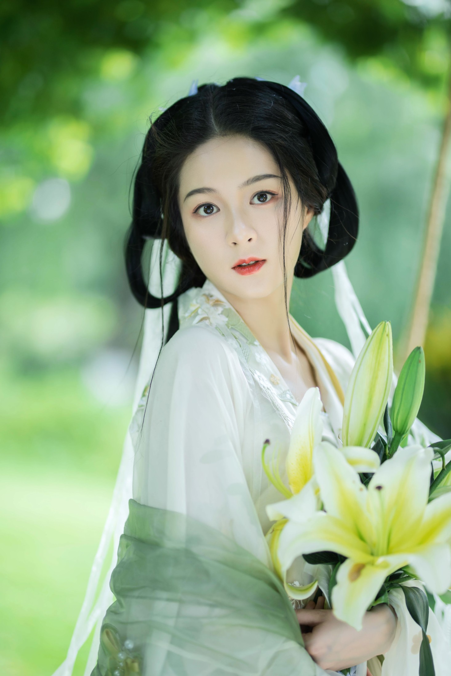 余鱼_Coo – 《夏日百合》[22P]