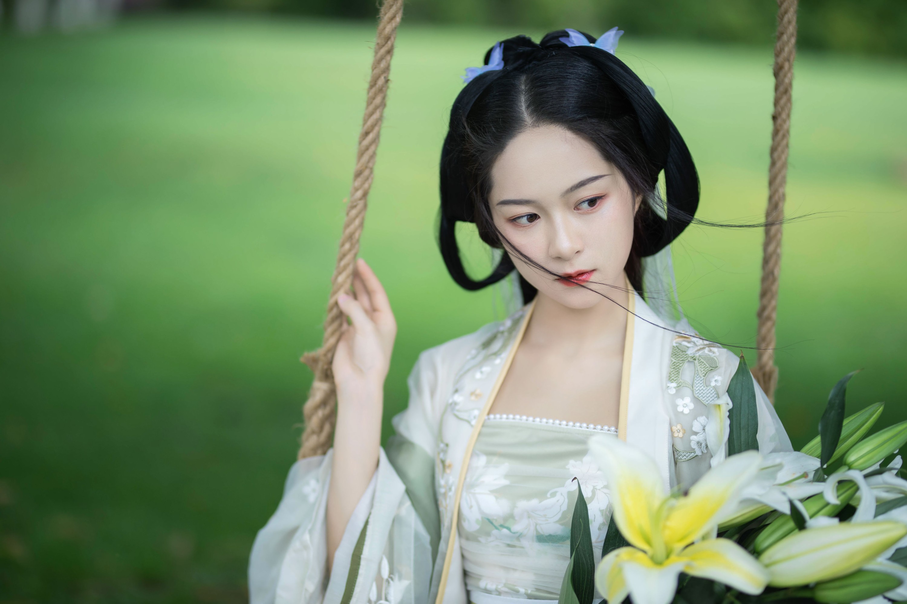 余鱼_Coo – 《夏日百合》[22P]