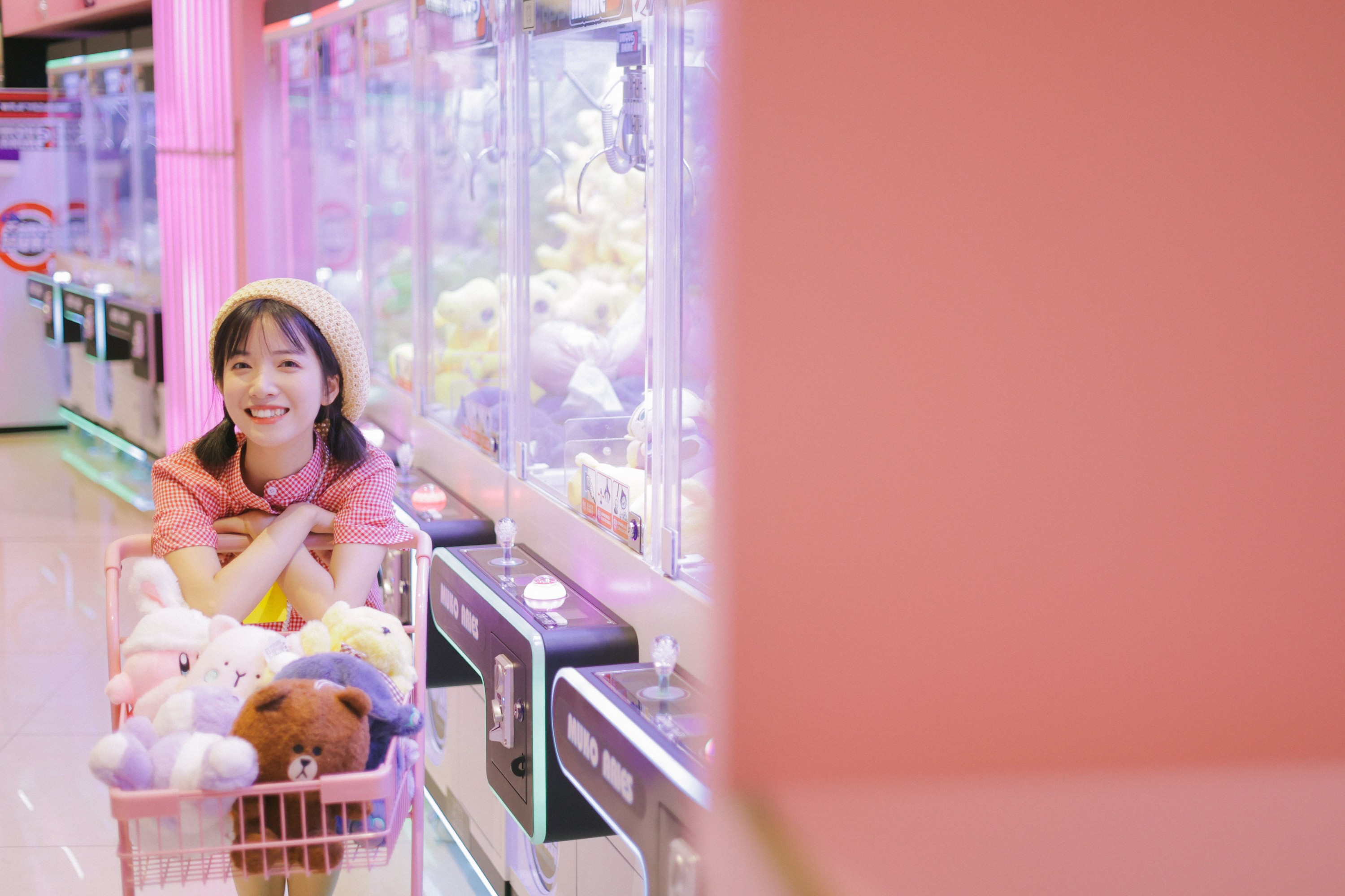 一只阿梦崽 – 《粉色少女梦》[43P]