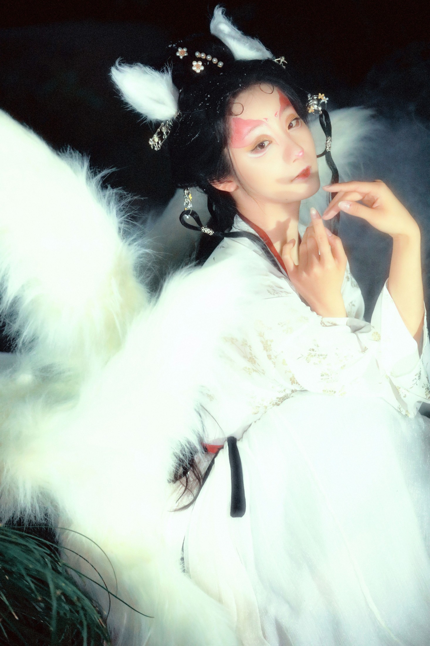 钰子-舞者王钰 – 《九尾》[25P]