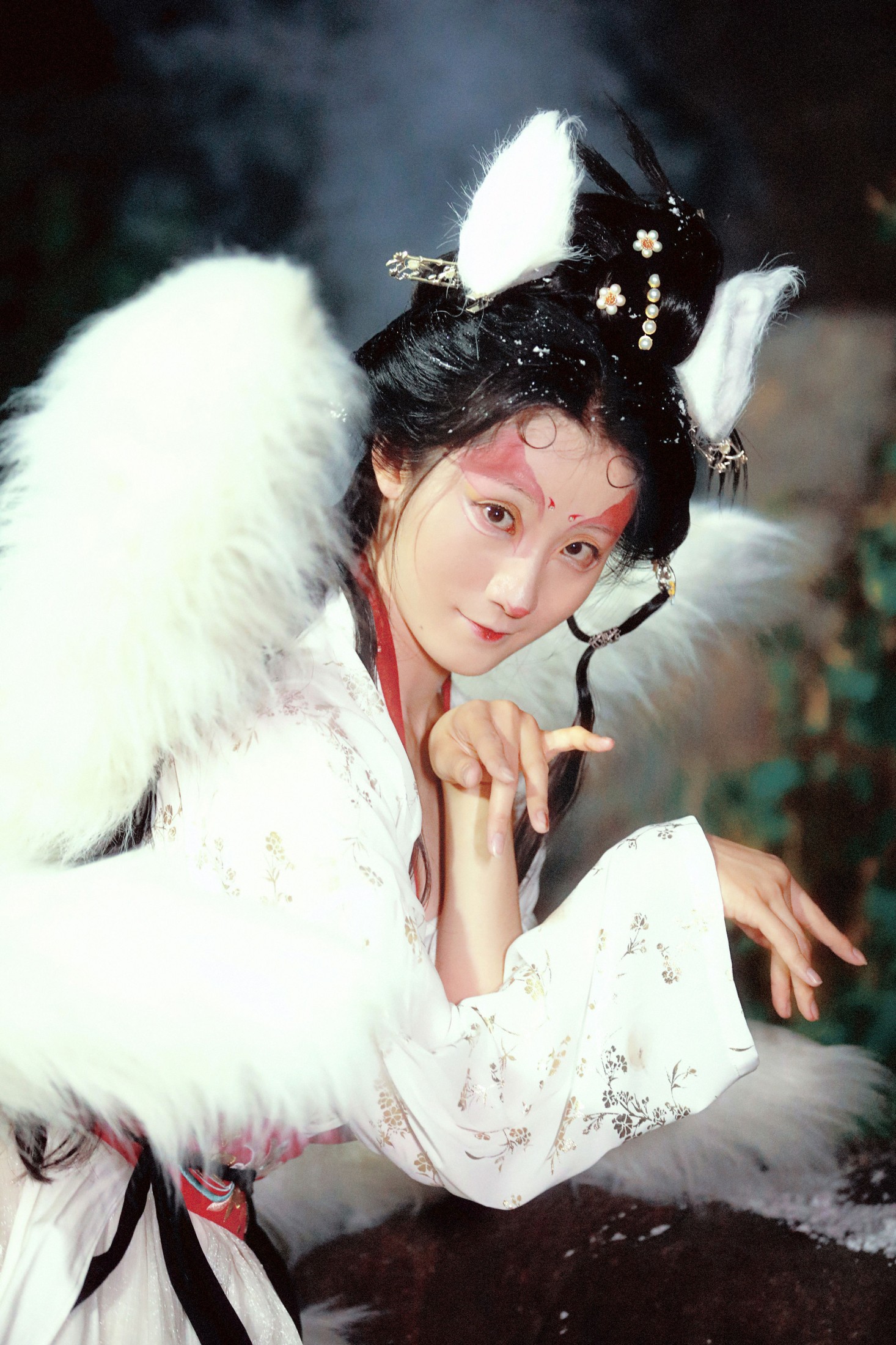 钰子-舞者王钰 – 《九尾》[25P]