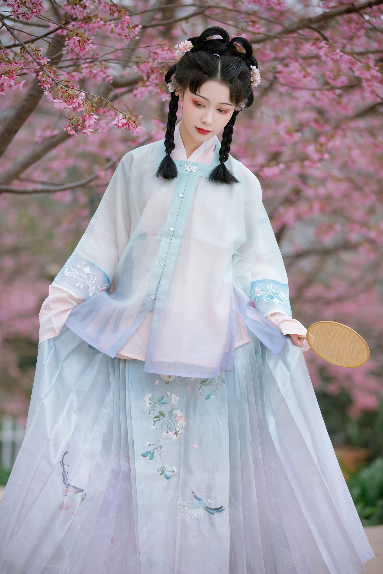 梨一依 – 《漫樱》[22P]