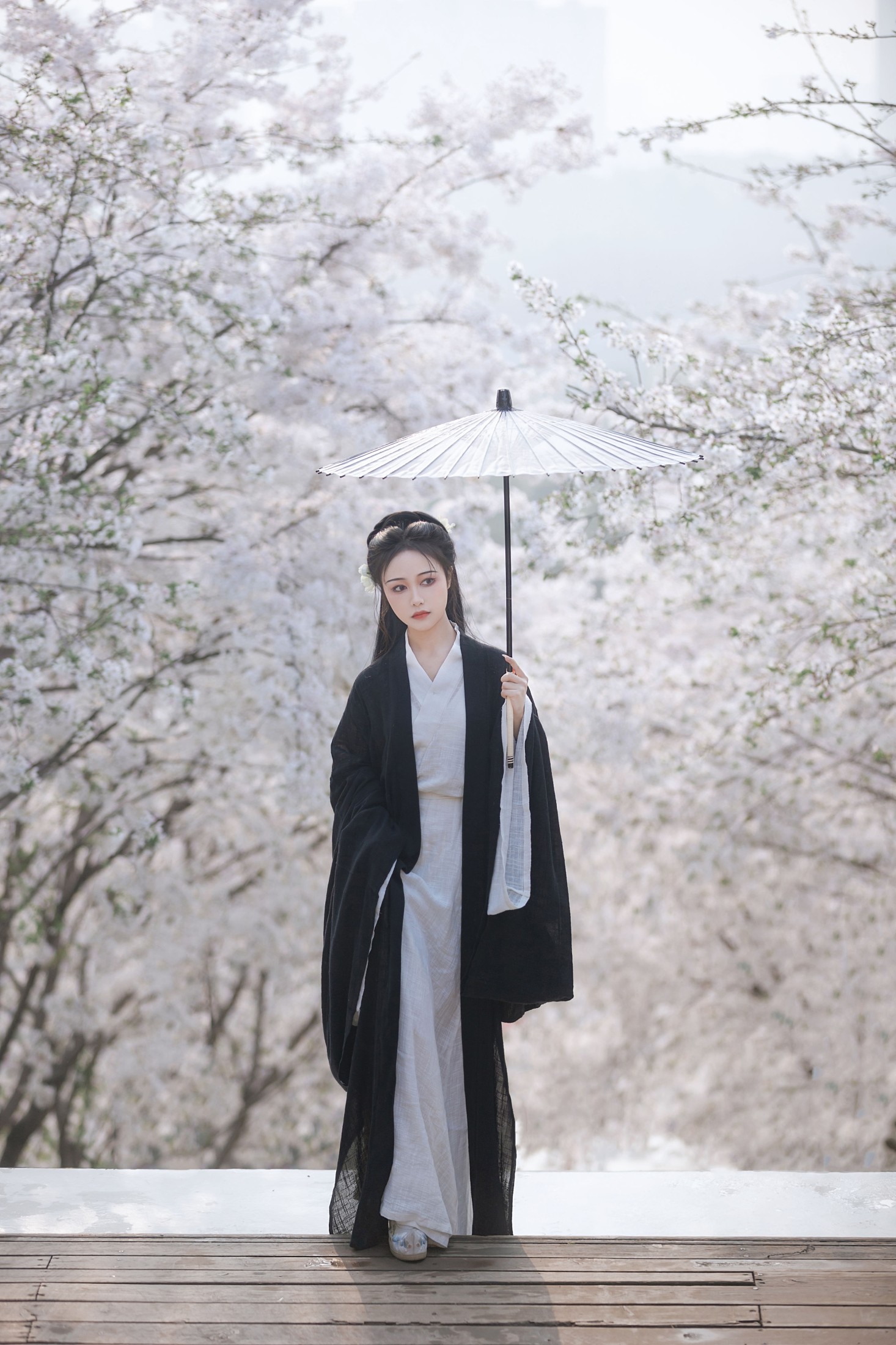 梨一依 – 《白樱》[25P]