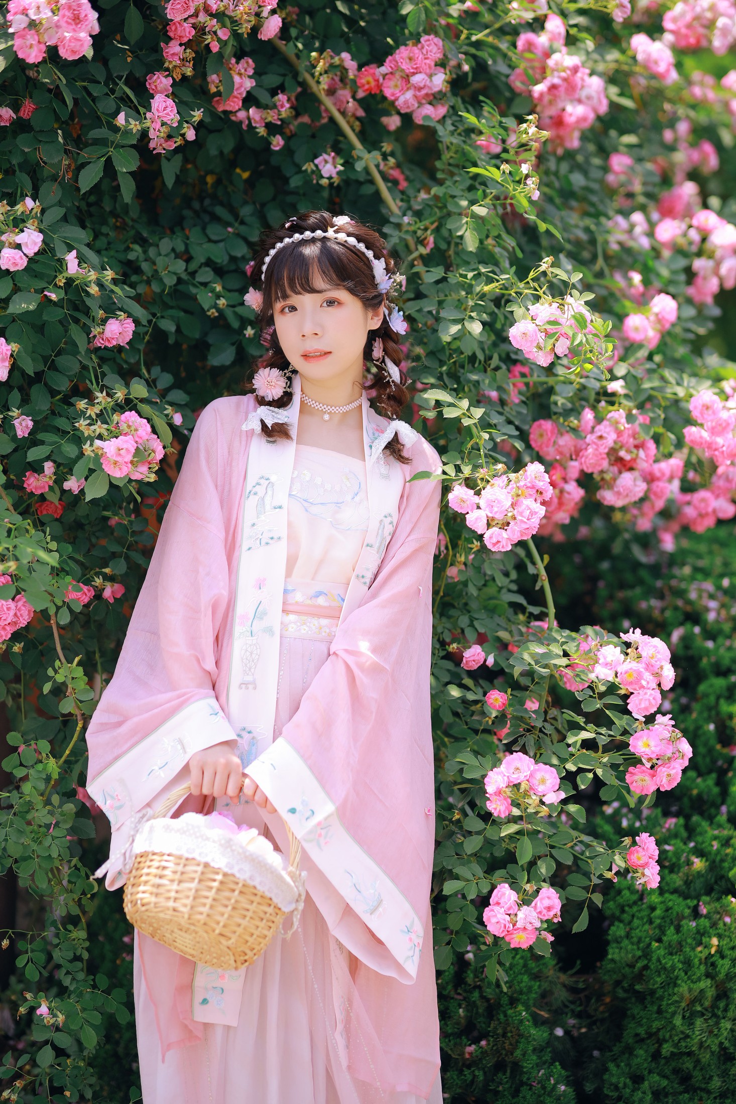 Suky喜欢软绵绵毛茸茸的团子 – 《吻花香》[26P]