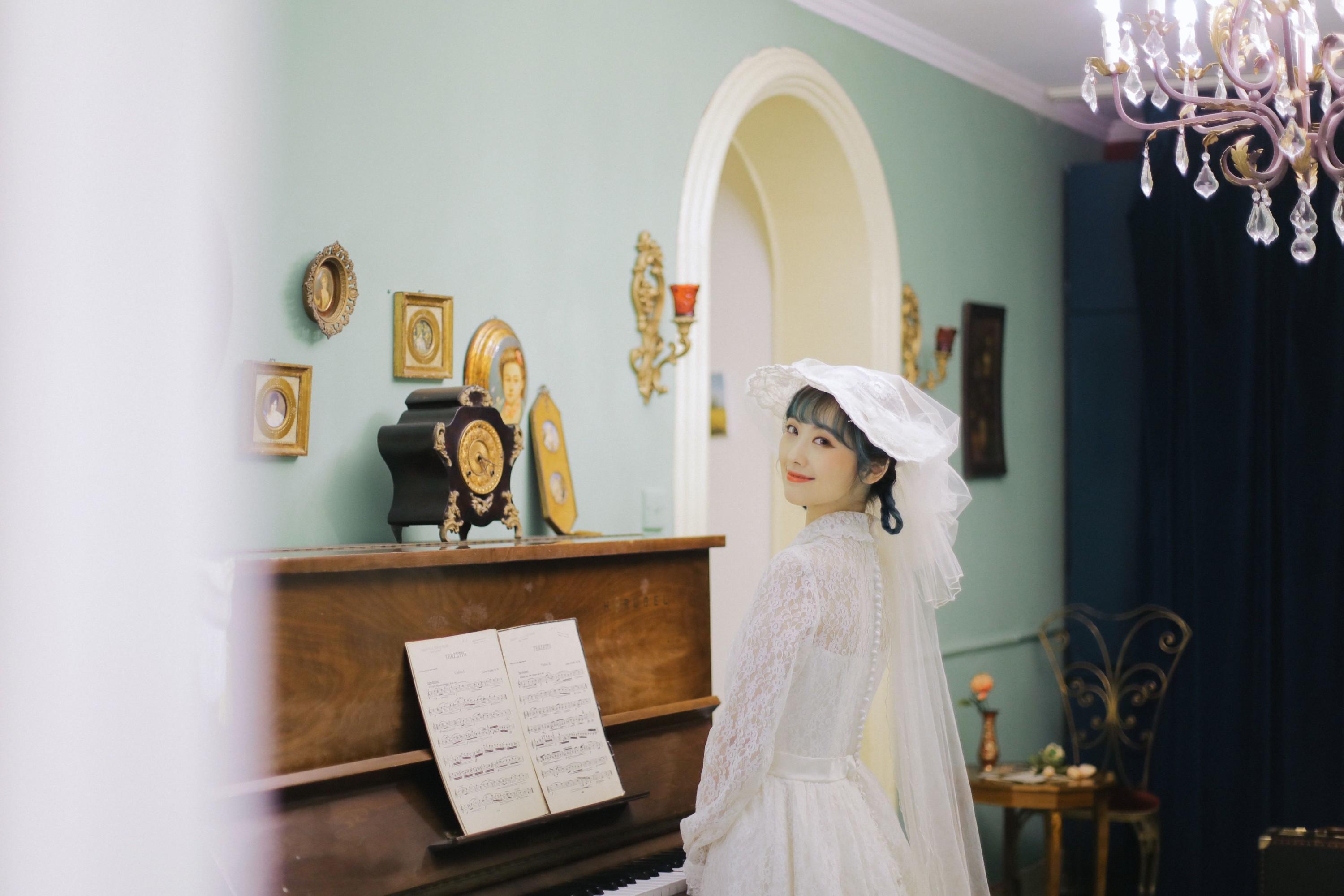 小曹 – 《芳华白纱》[34P]