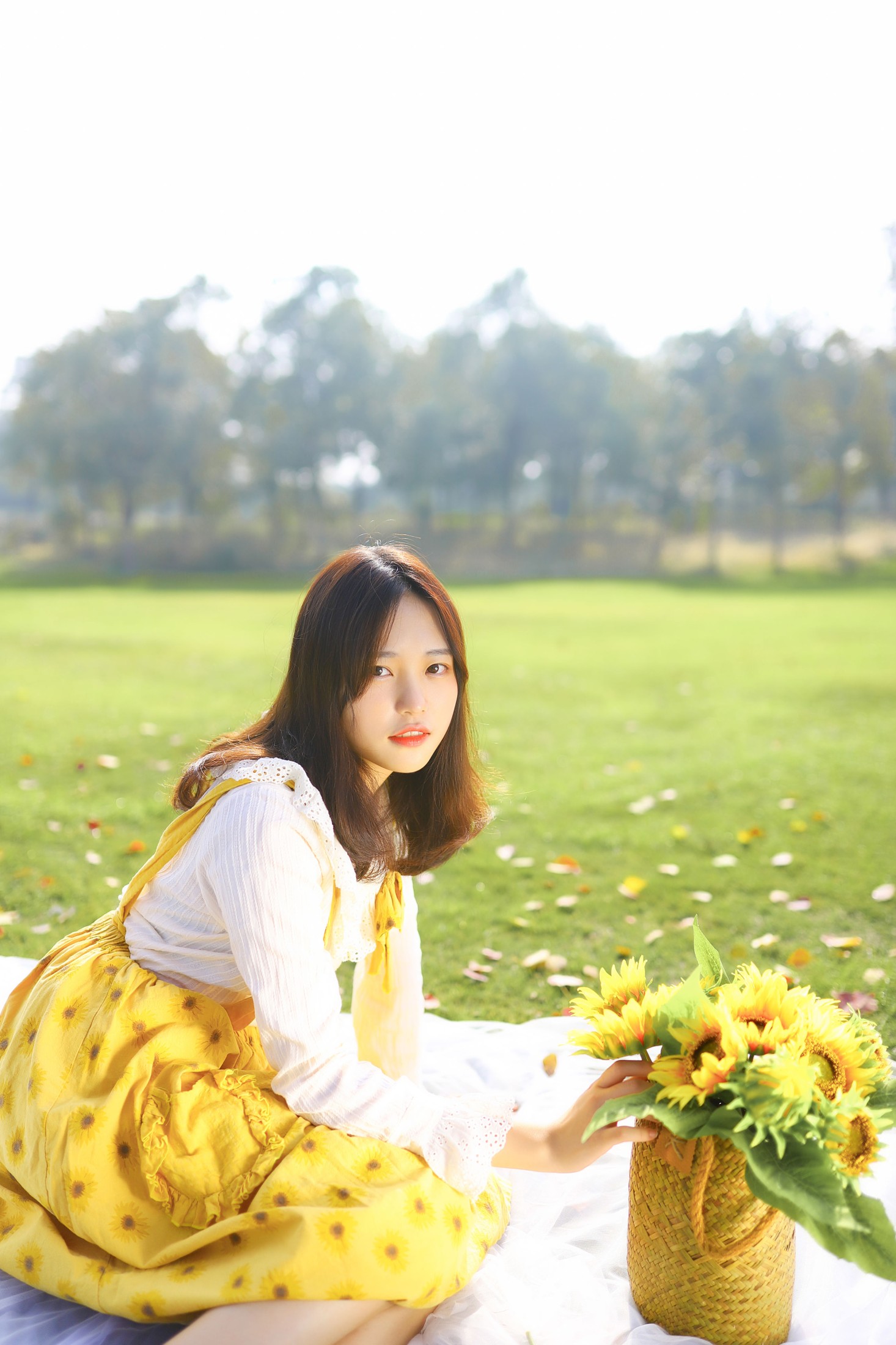 芊芊 – 《向阳而生》[23P]