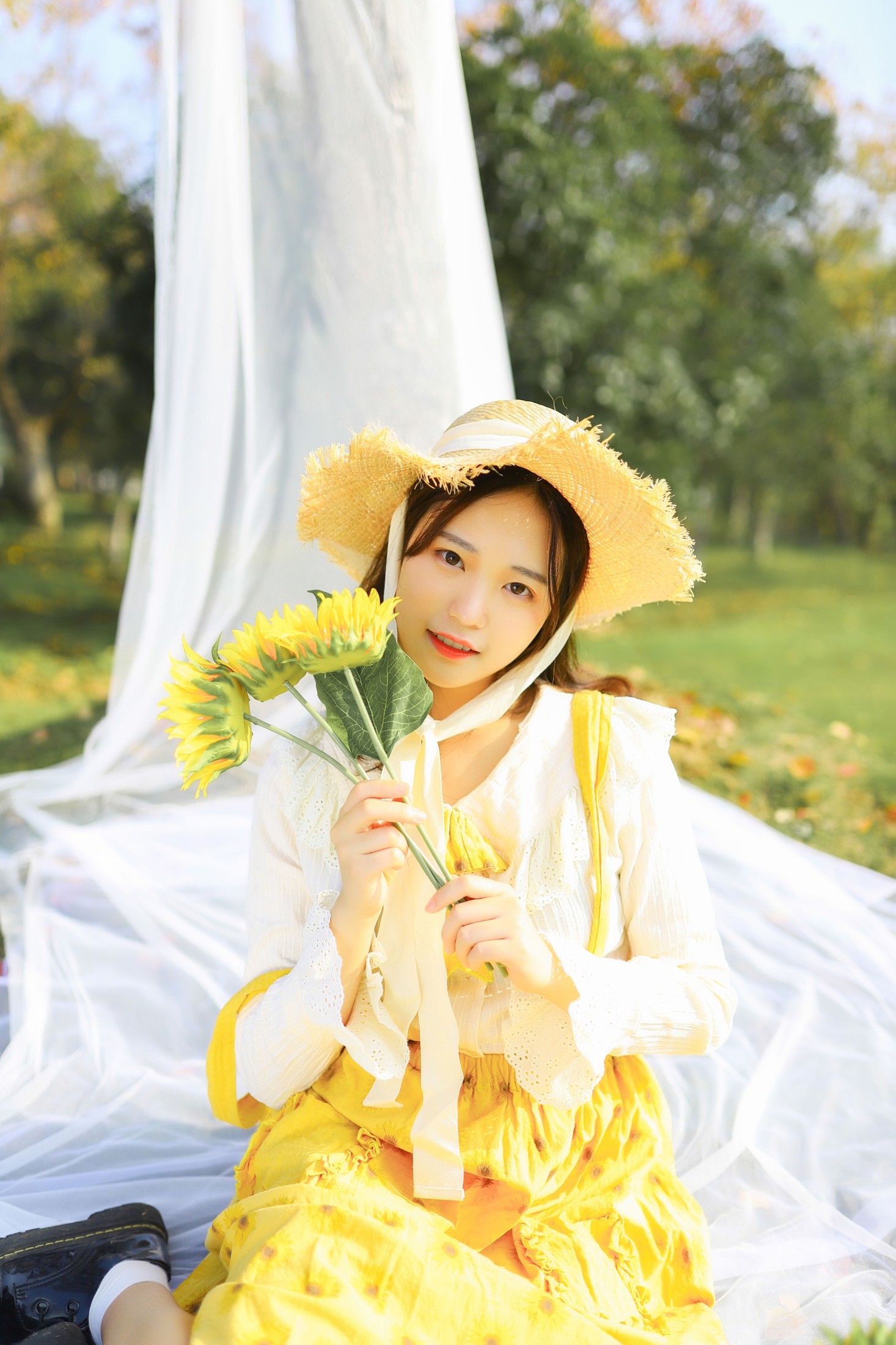 芊芊 – 《向阳而生》[23P]