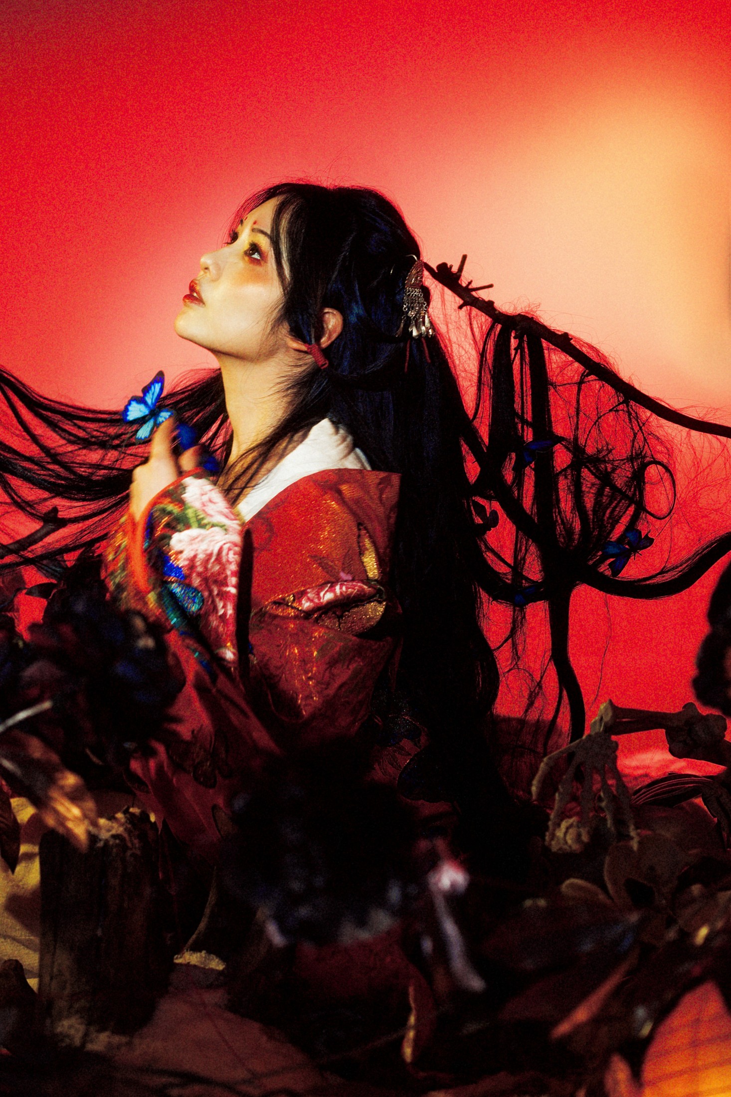 英俊lulu酱 – 《雨女》[24P]