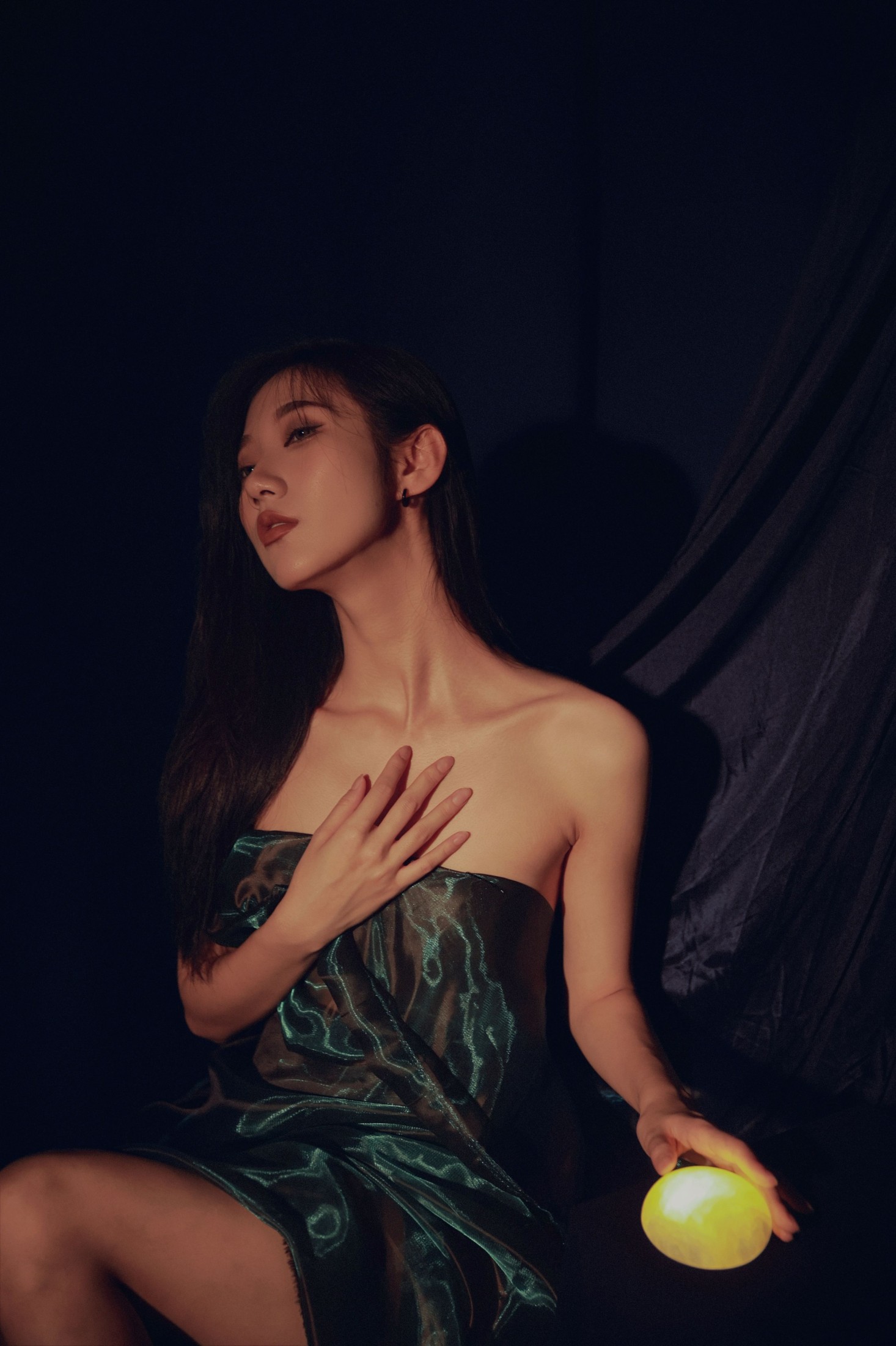 o1ne万 – 《孤独星球》[36P] 插图5