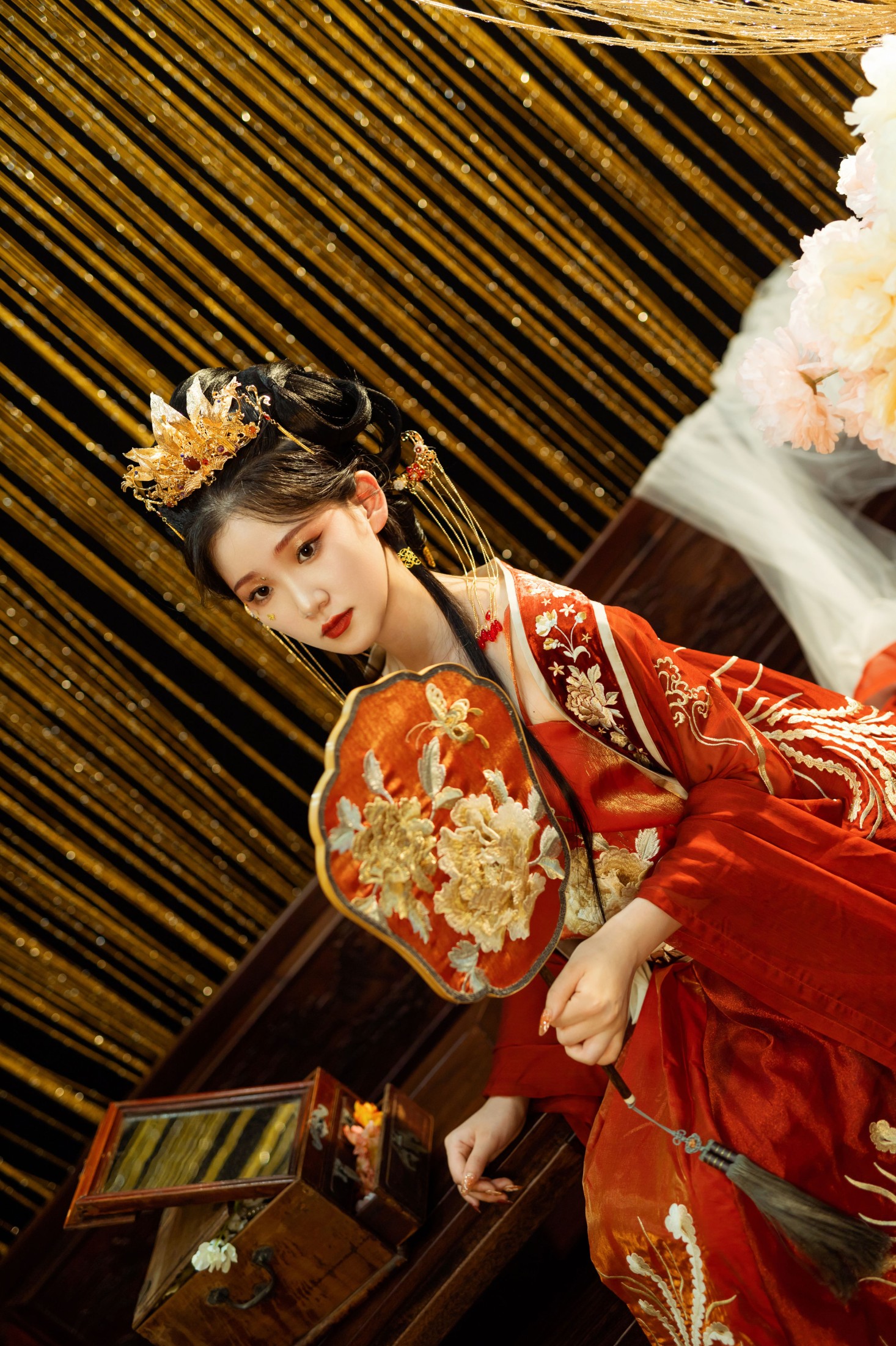 相望回首喵喵喵 – 《红衣娘子》[48P]