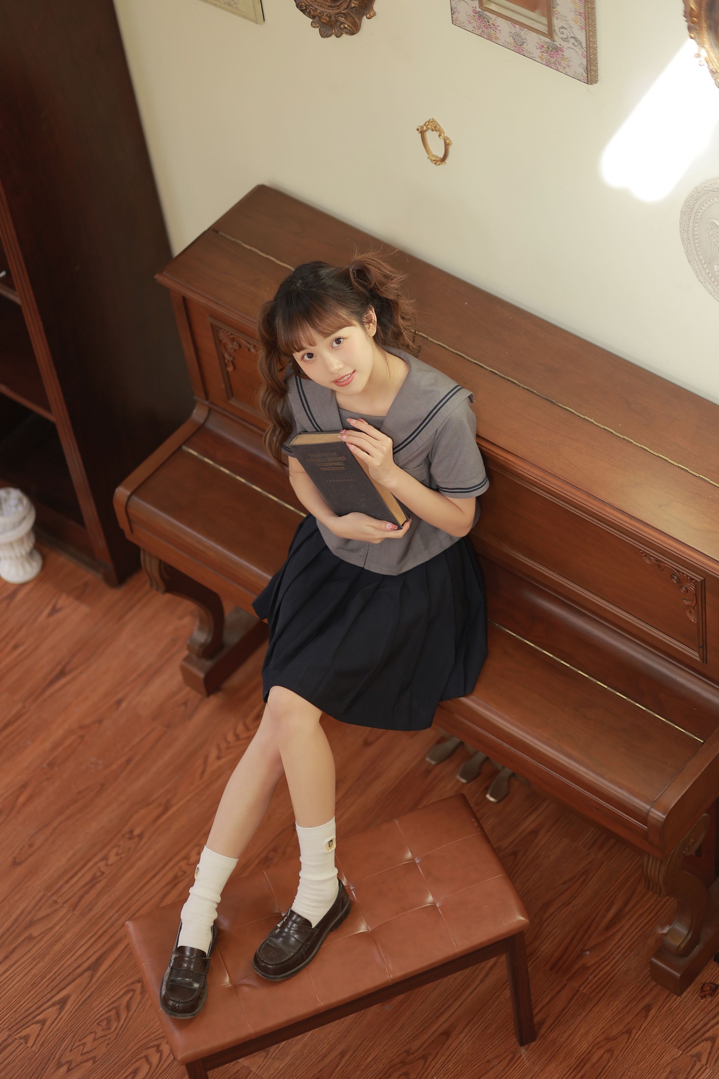 -金鱼yu – 《黑白琴键》[22P]