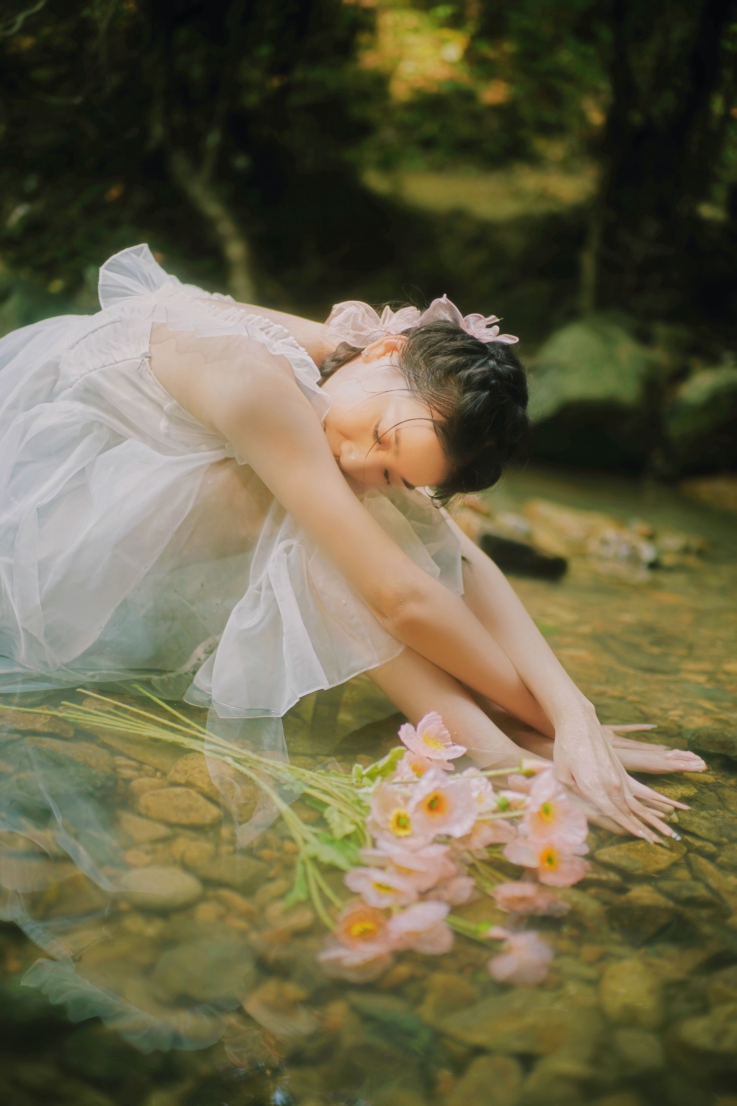 小怡 – 《溪流少女》[36P]