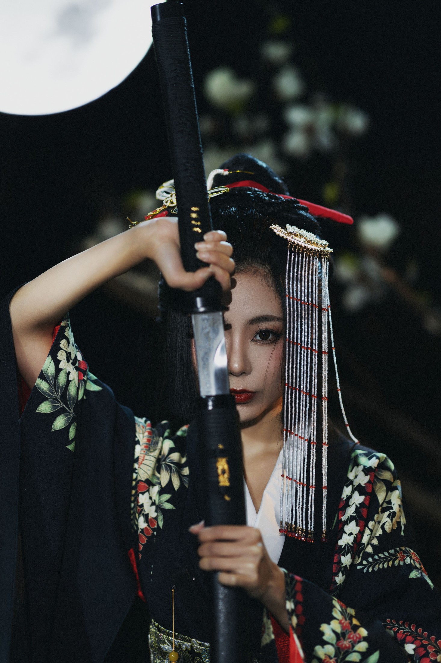 空灵 – 《月下暗杀》[46P]