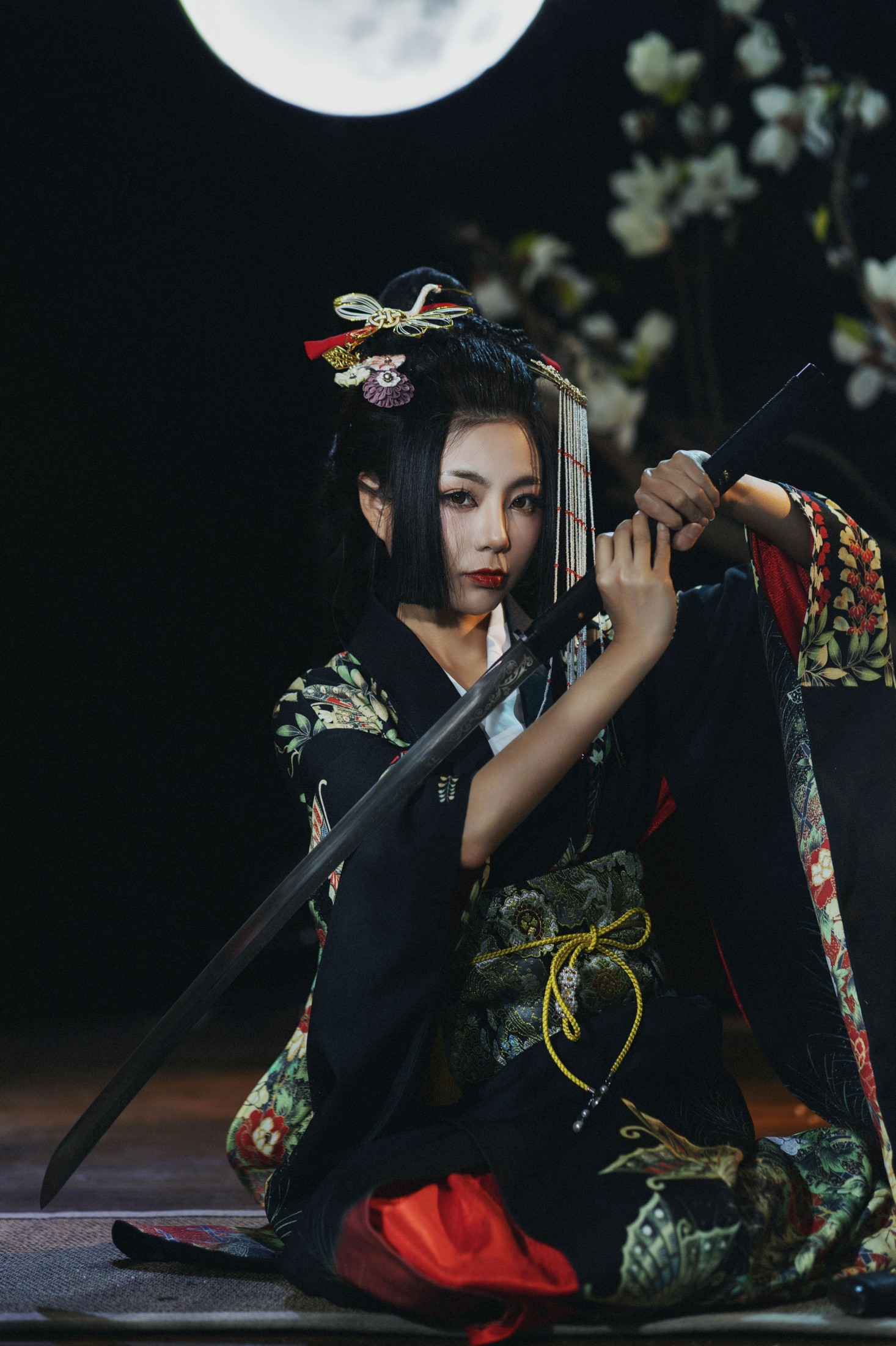 空灵 – 《月下暗杀》[46P]