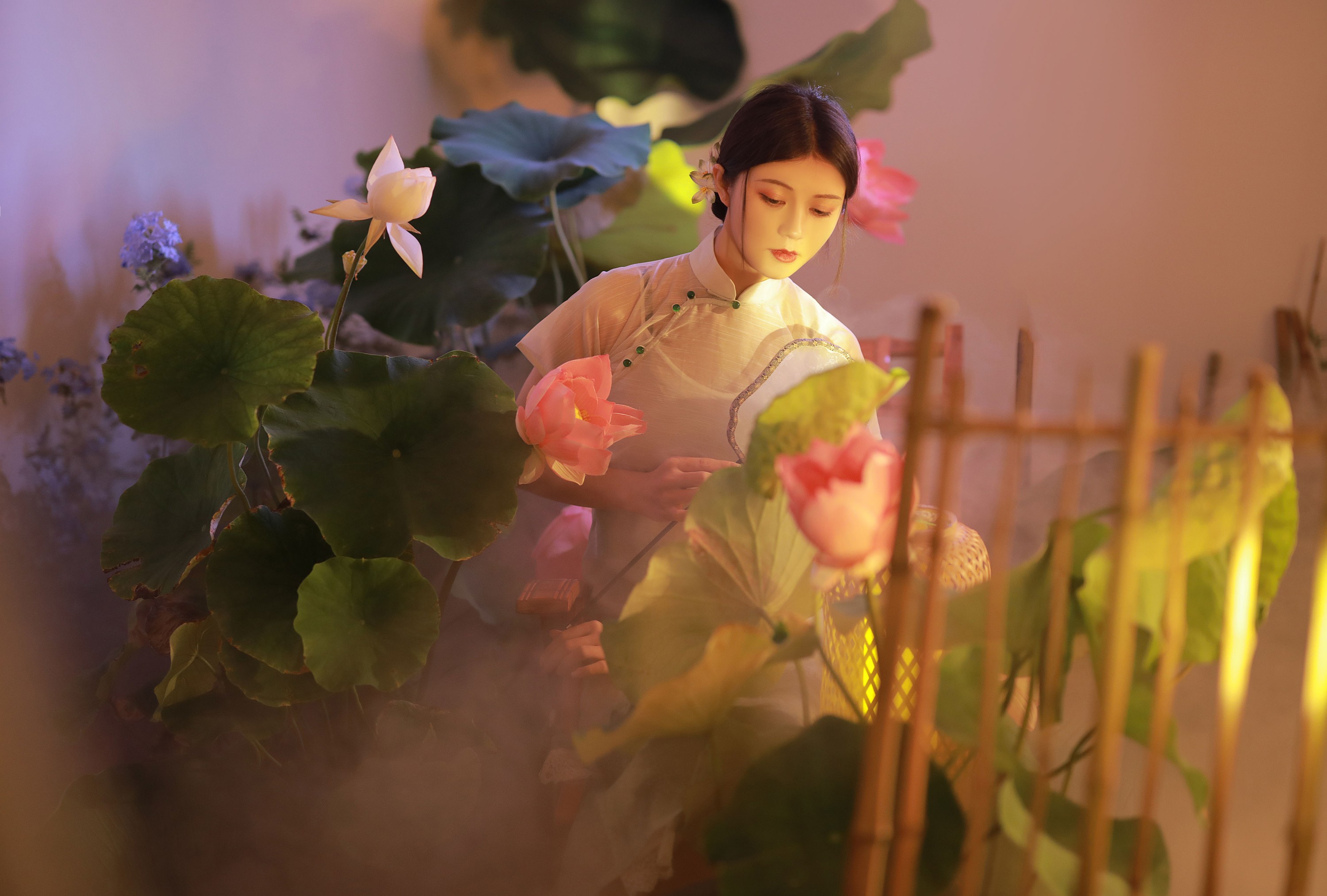 吾岁岁 – 《入目无别人》[25P]