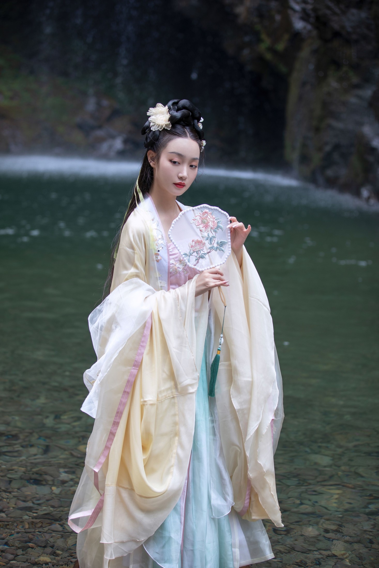 凌子兮 – 《天河》[24P]