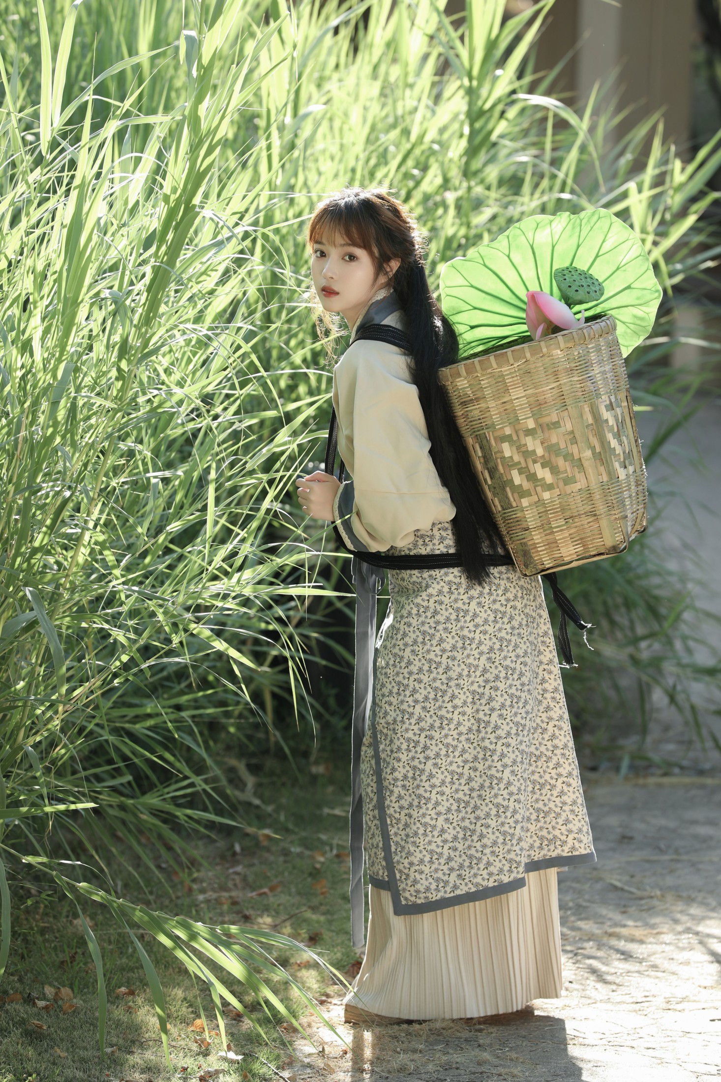 小薇人儿 – 《采荷》[38P]