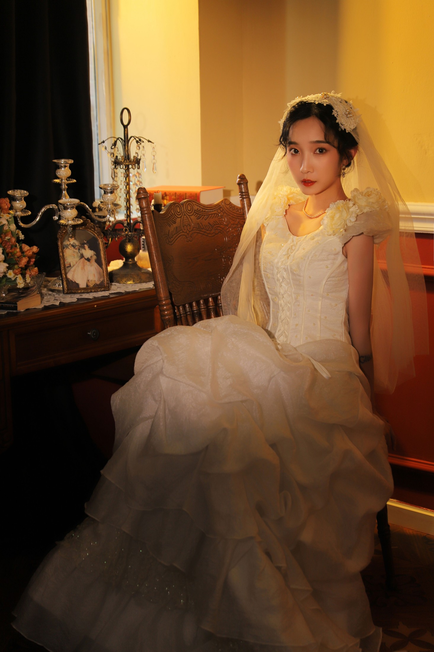 雷梦颖 – 《油画婚纱》[35P]