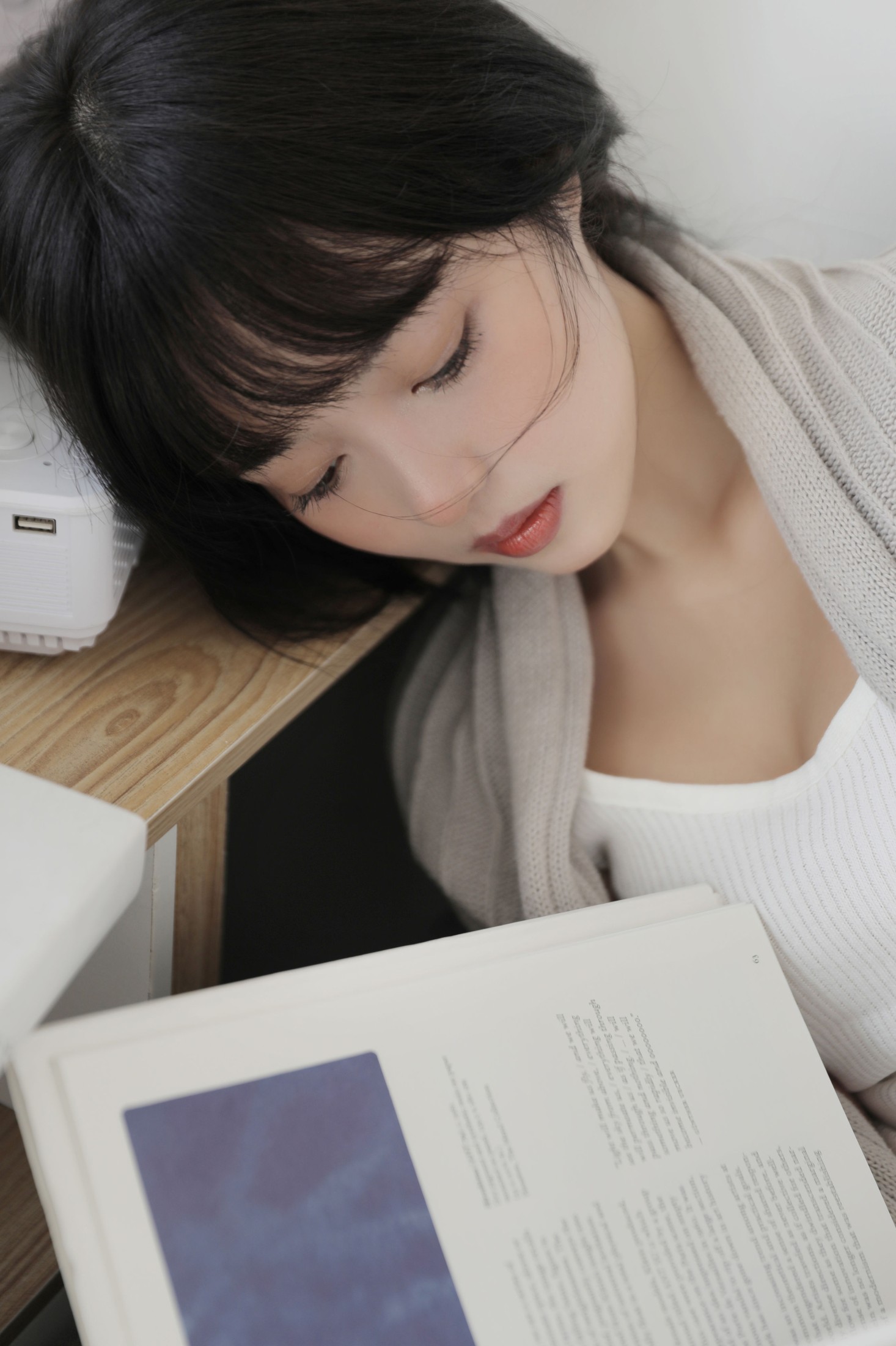 小薇人儿 – 《熠熠生辉》[40P]