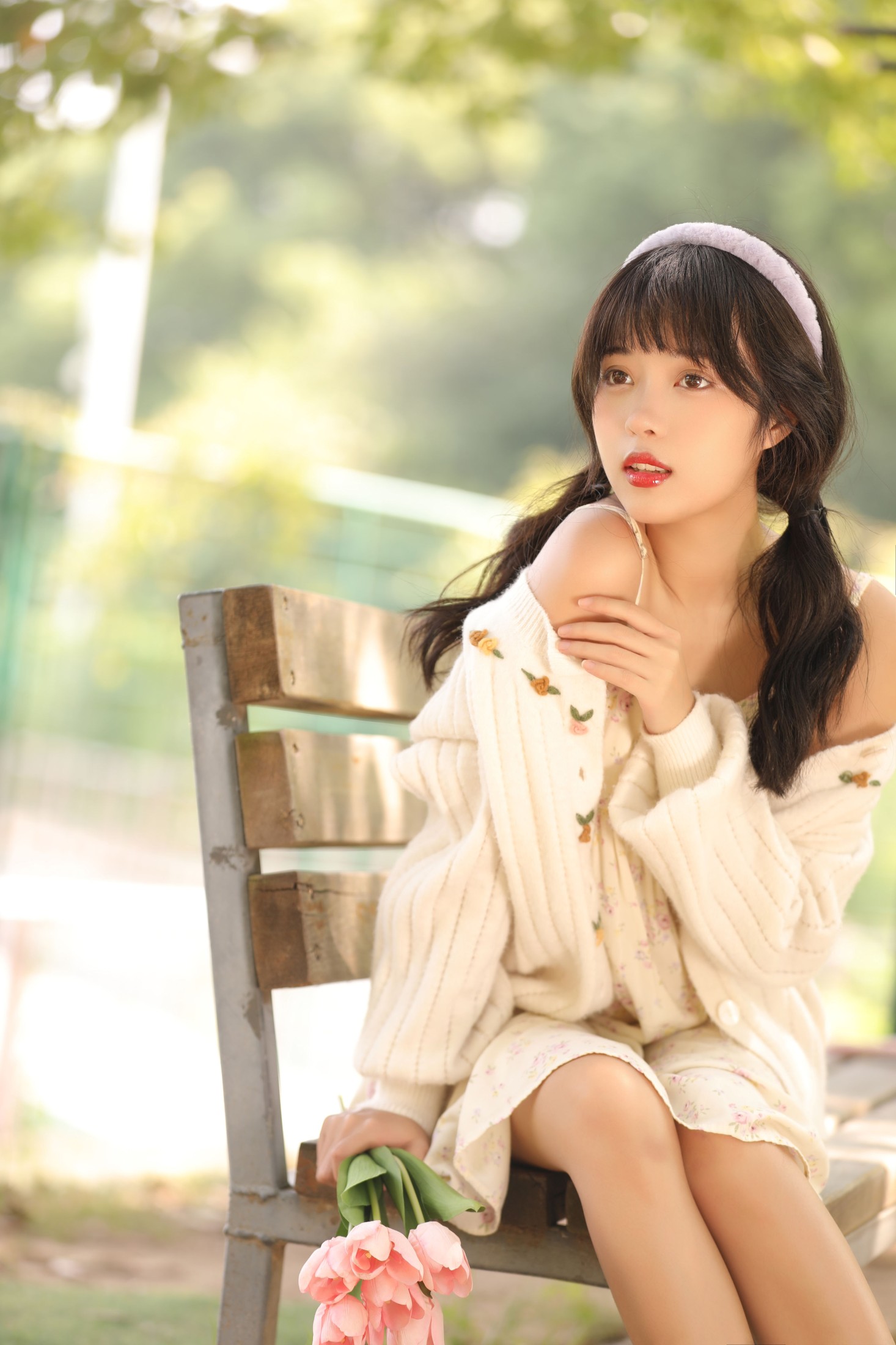 小薇人儿 – 《偶尔发呆》[33P]