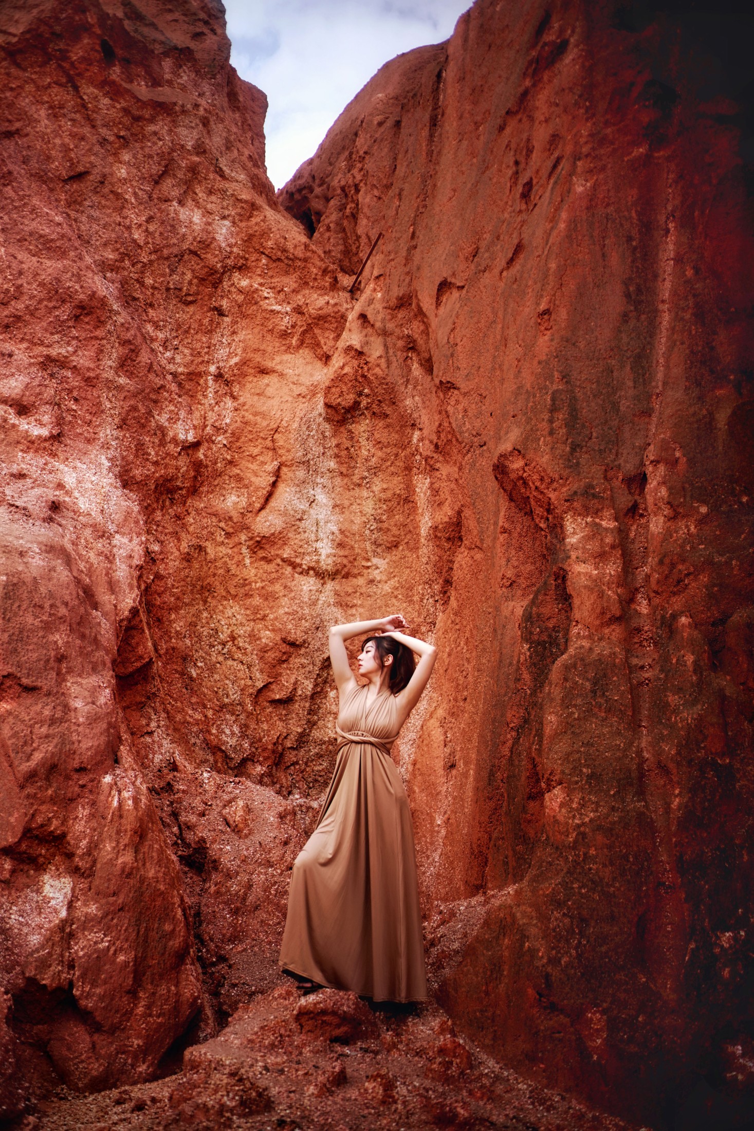 孙土土 – 《红动飞扬》[26P]