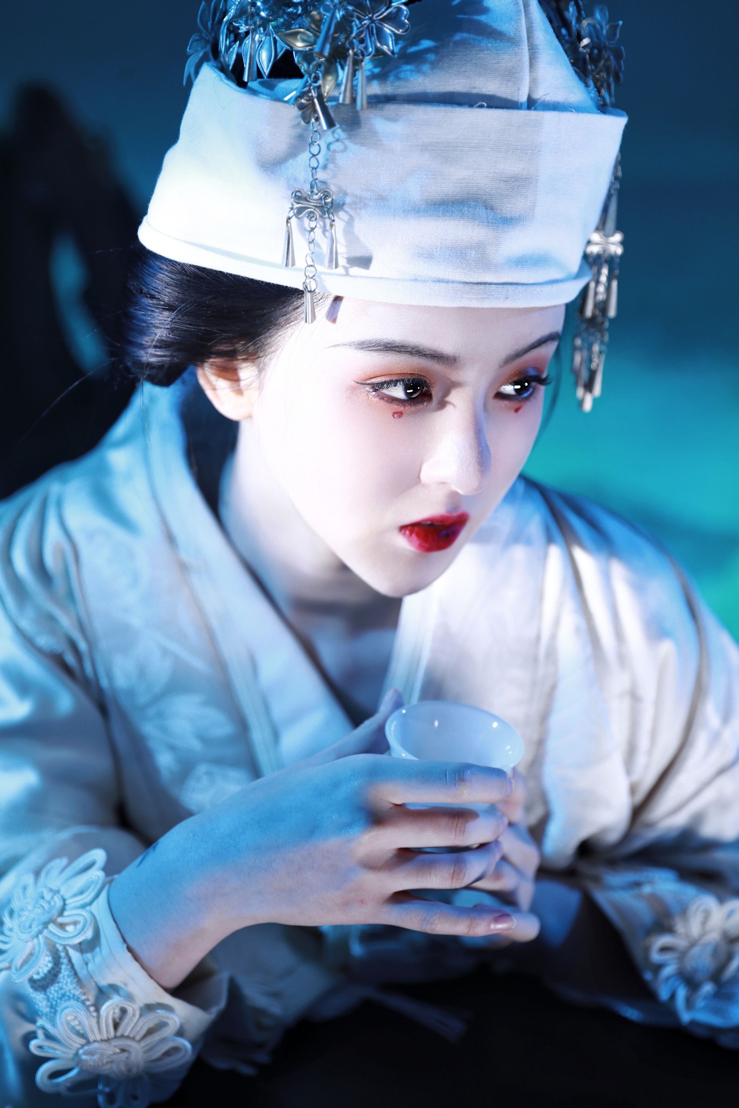 天晴后的樱花花 – 《白无垢》[43P]