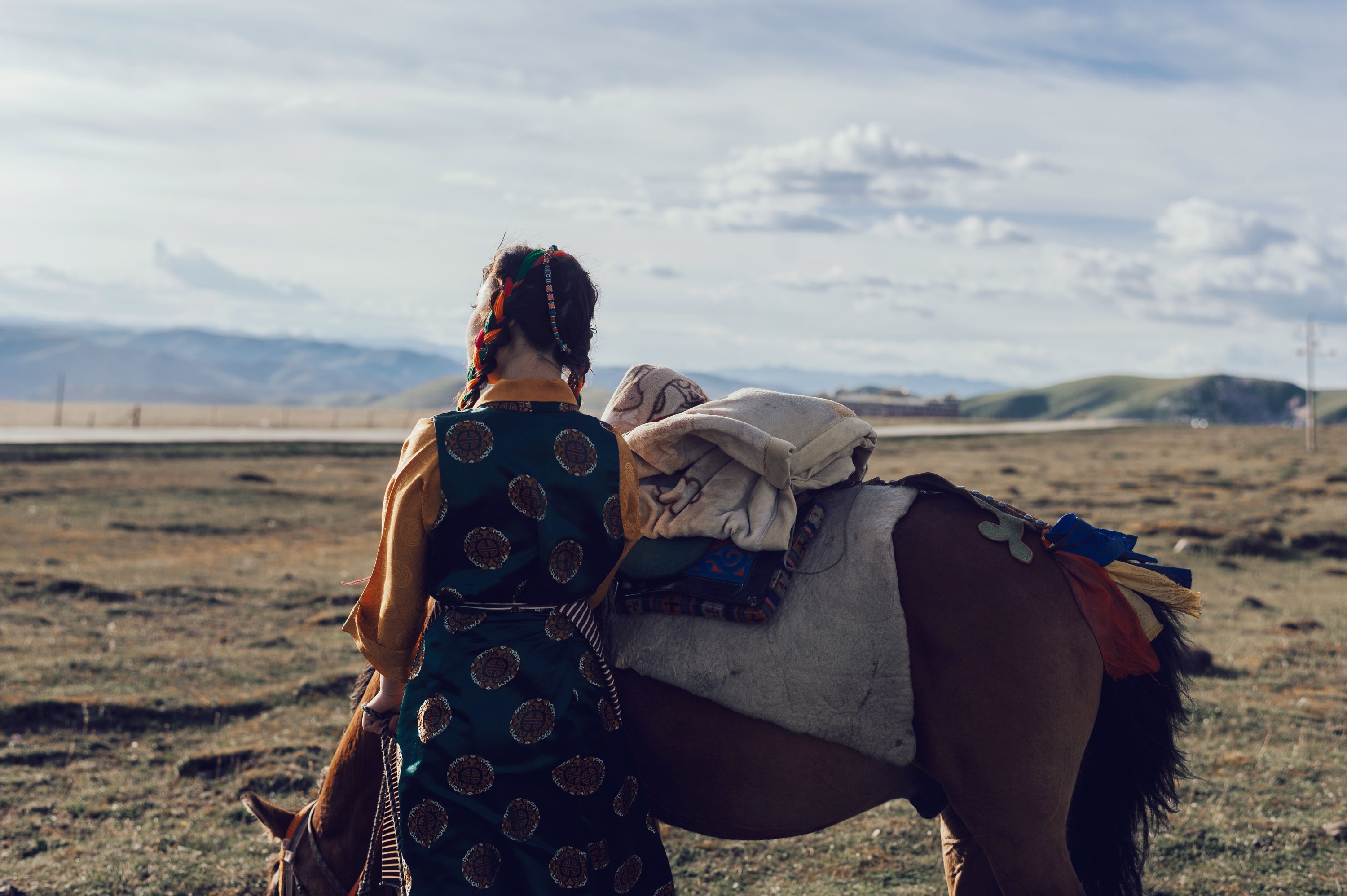 紫卿 – 《乌兰草原》[22P]