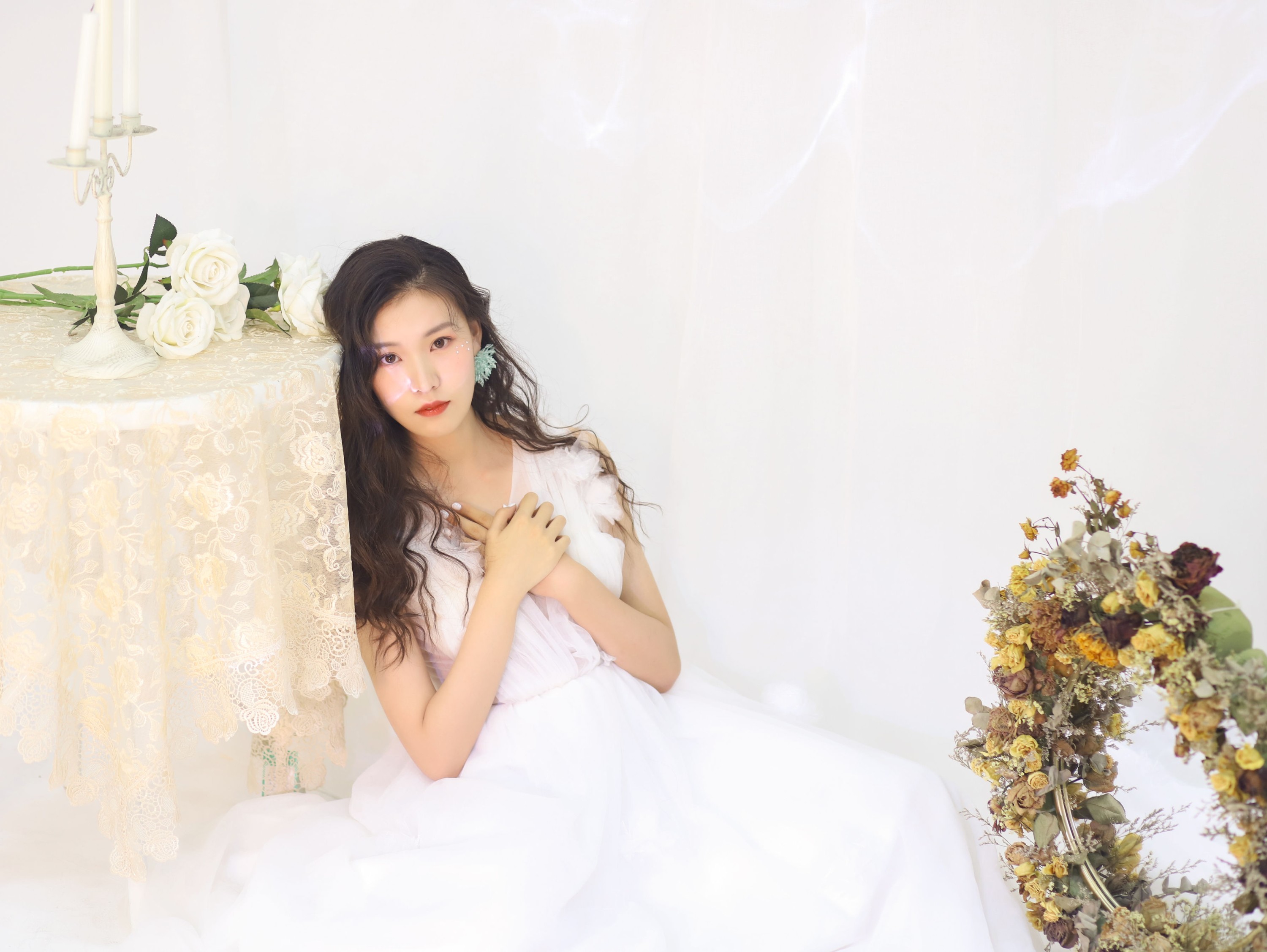 勺子 – 《少女与花》[23P]