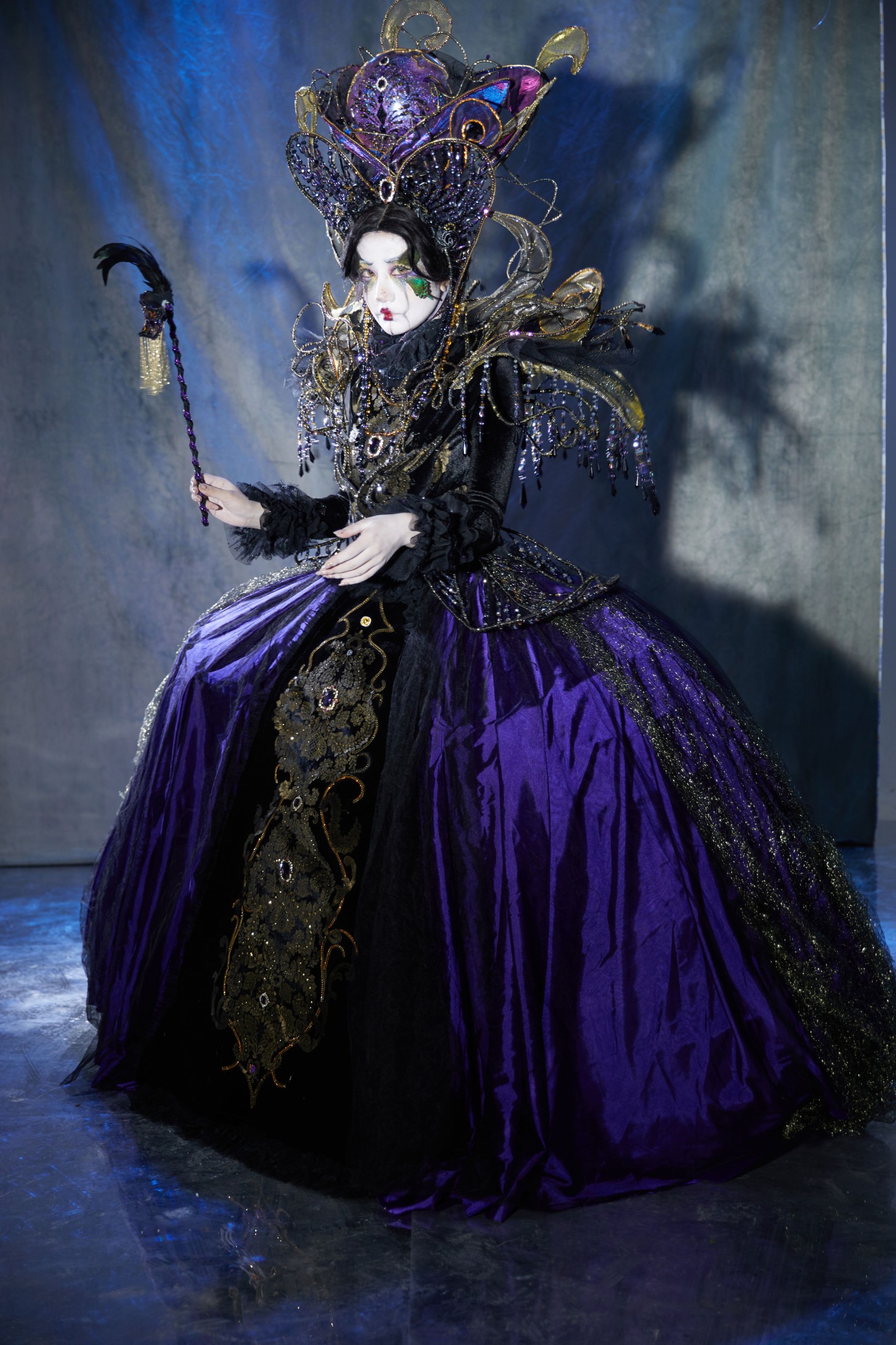 啊颜不咸 – 《黑桃皇后》[27P]