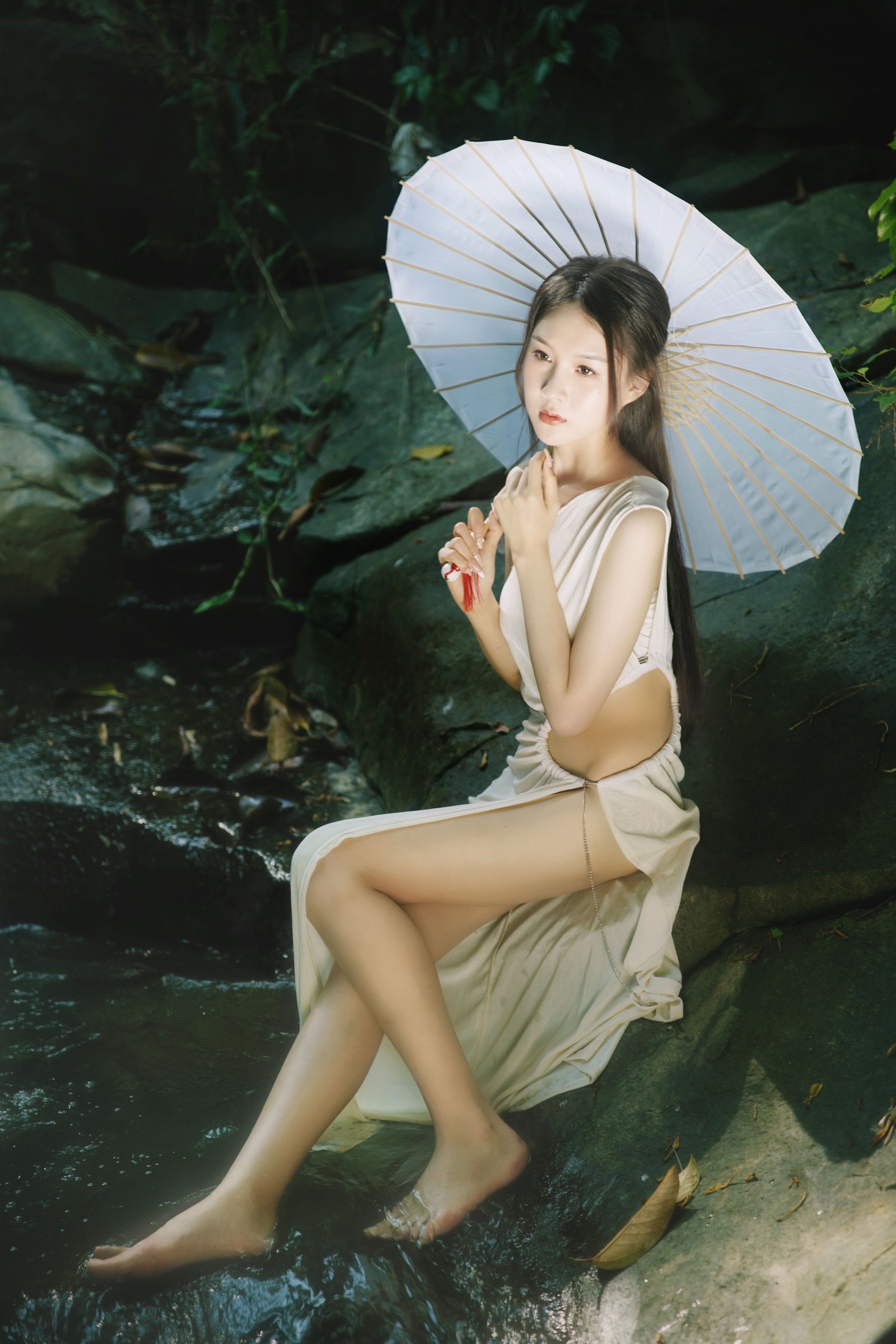 钰纯Viva – 《丝绢般柔滑的伊人梦》[22P]