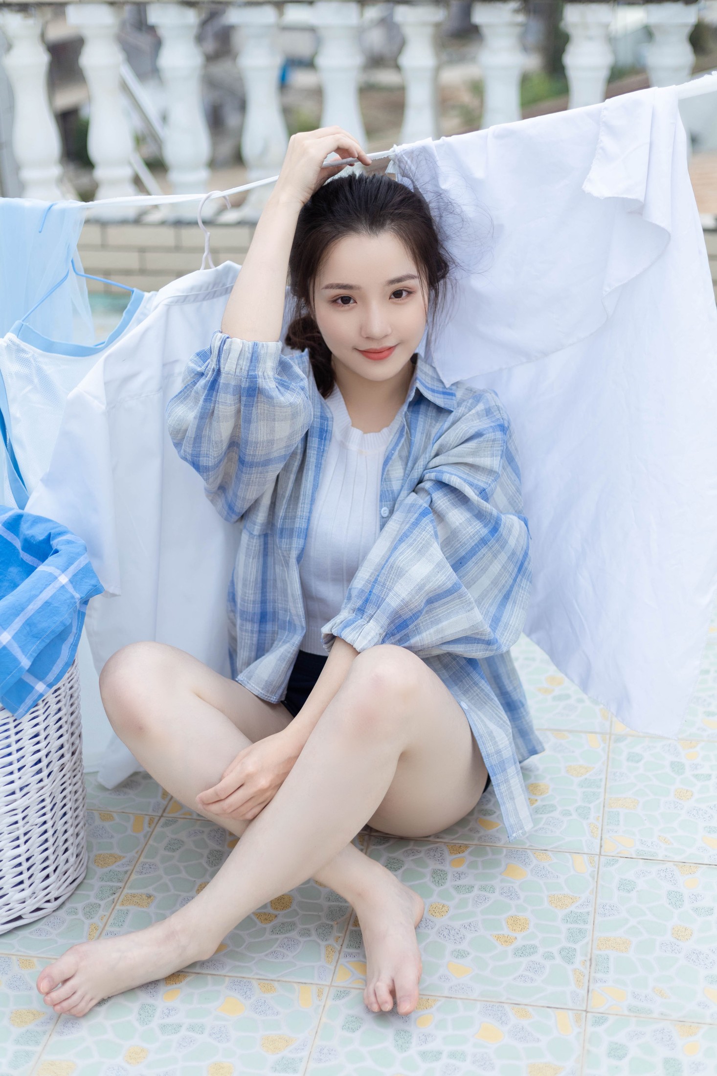 雪儿 – 《阴天日常》[22P]