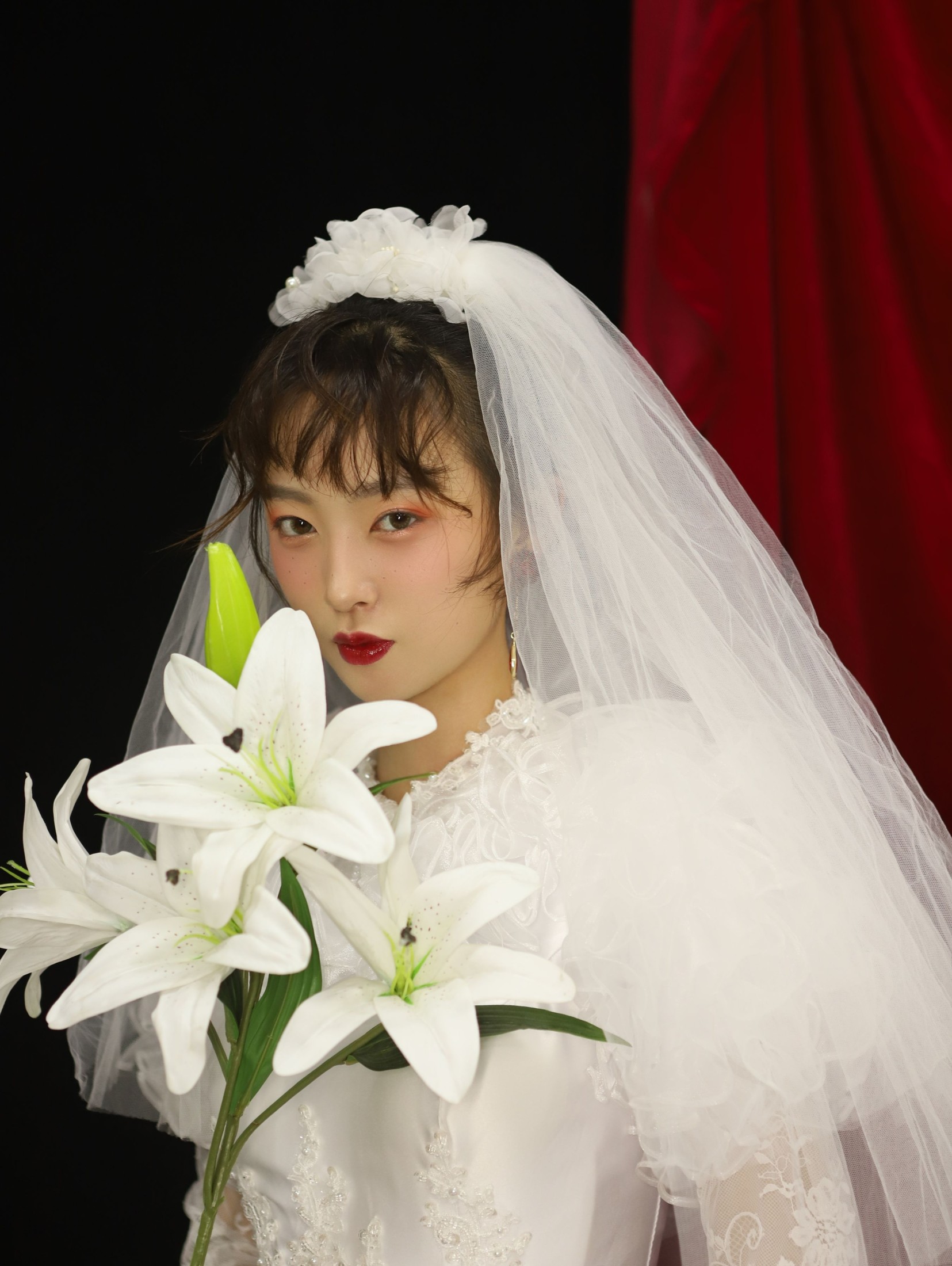 小文 – 《穿婚纱的女孩》[22P]