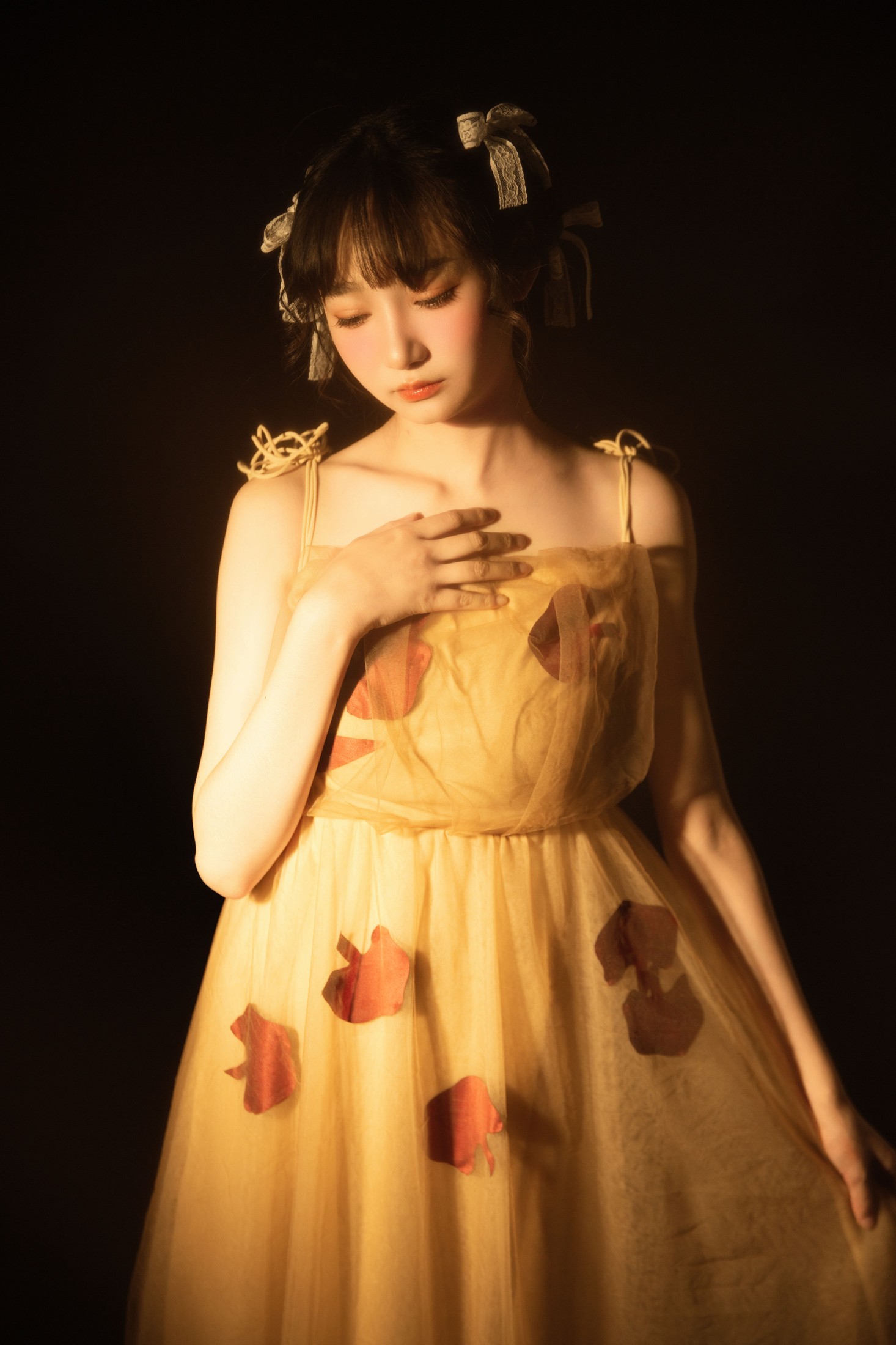 阿瑶 – 《油画向日葵》[22P]