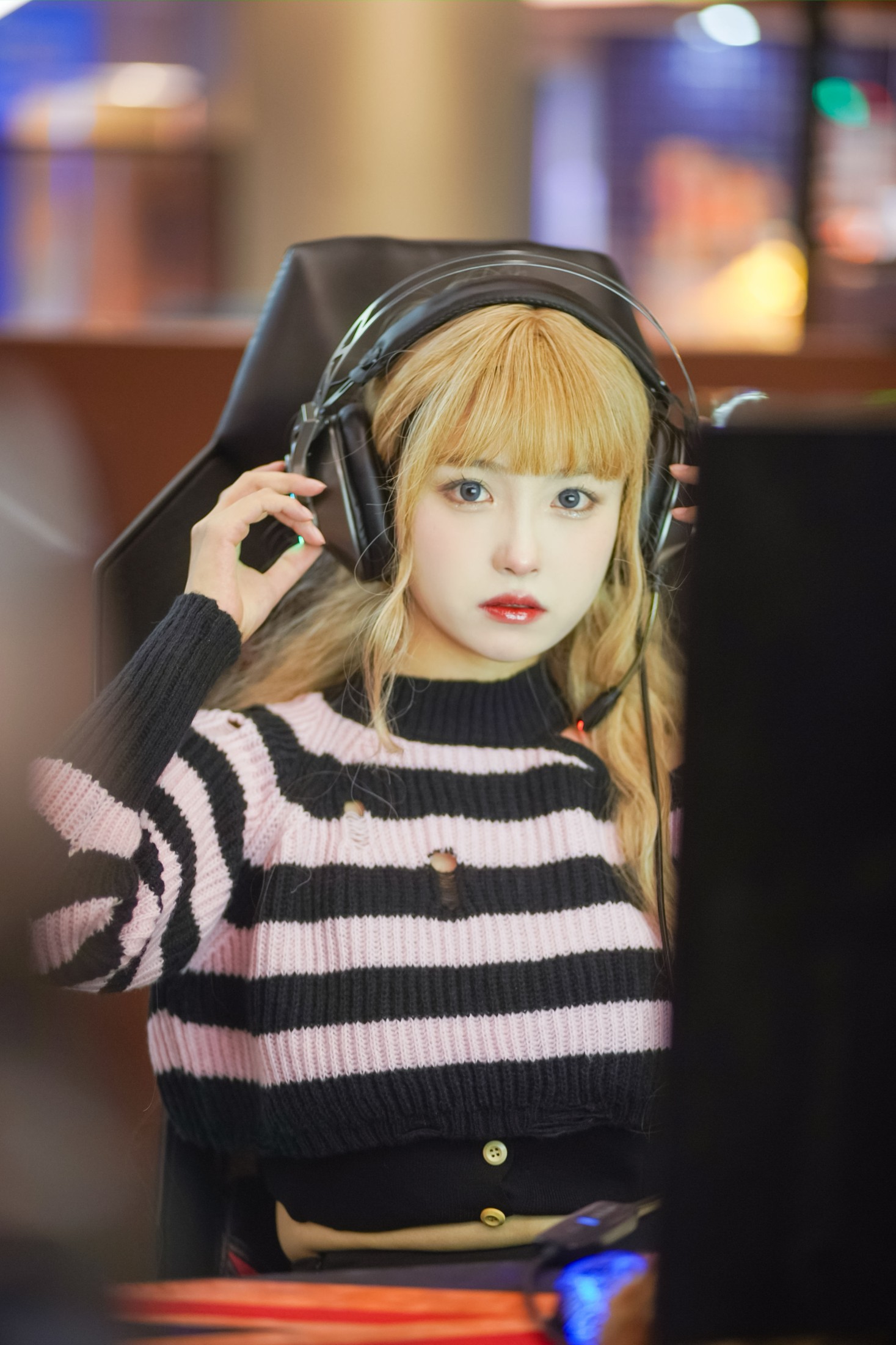 -炸鸡冰可乐- – 《电竞少女》[23P]