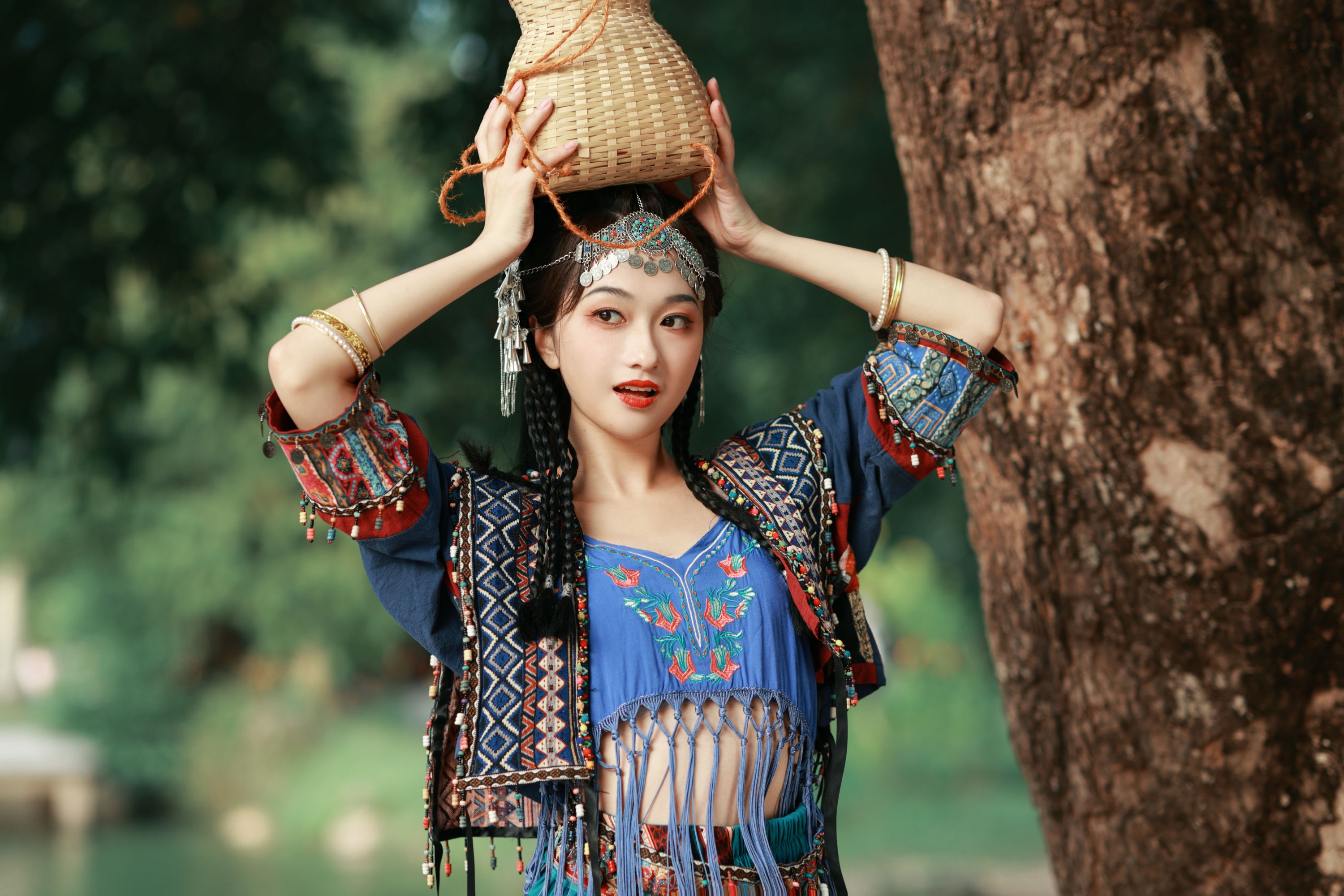 大歪歪哥 – 《容颜》[45P]