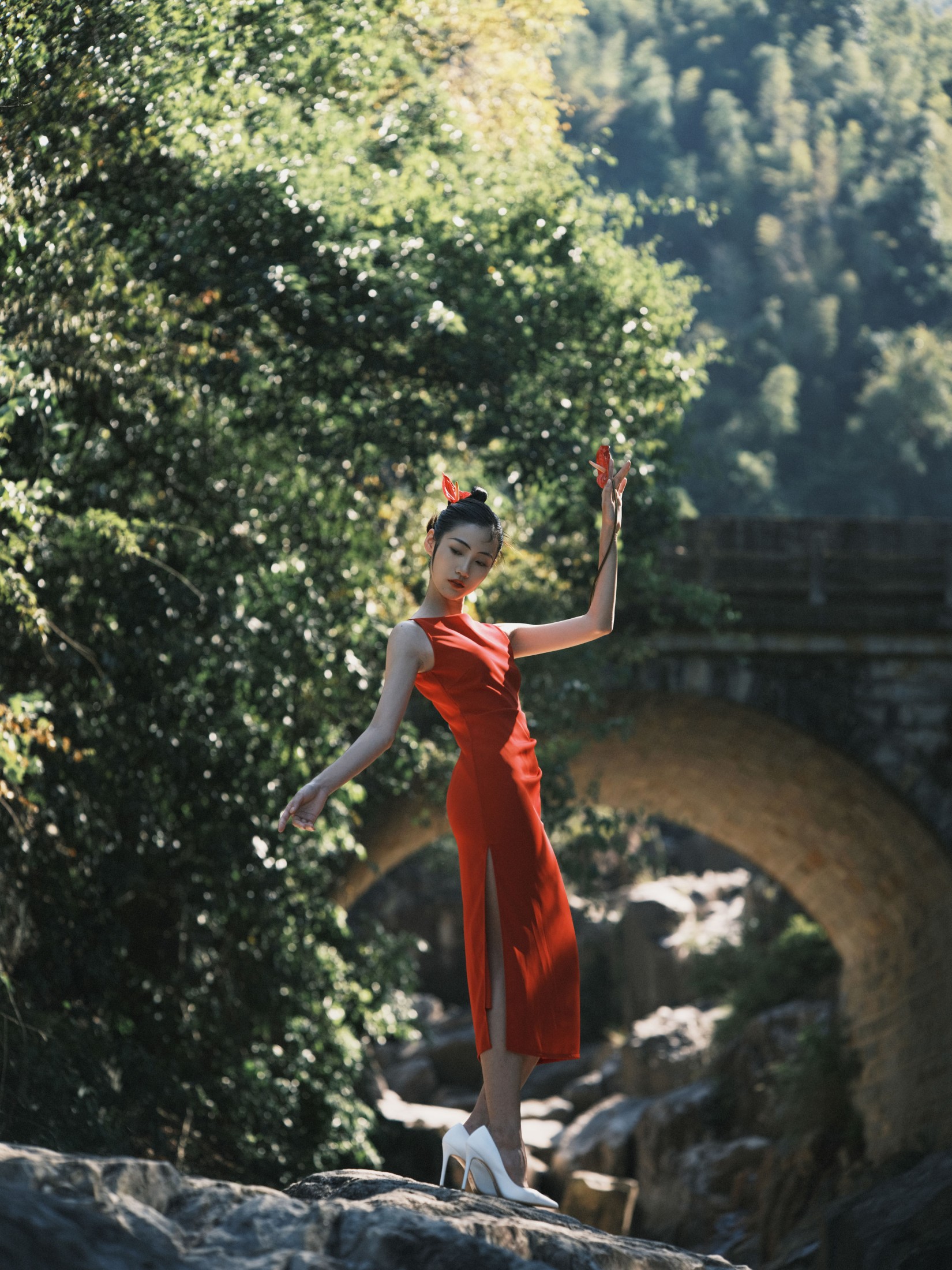 o1ne万 – 《关于红》[47P]