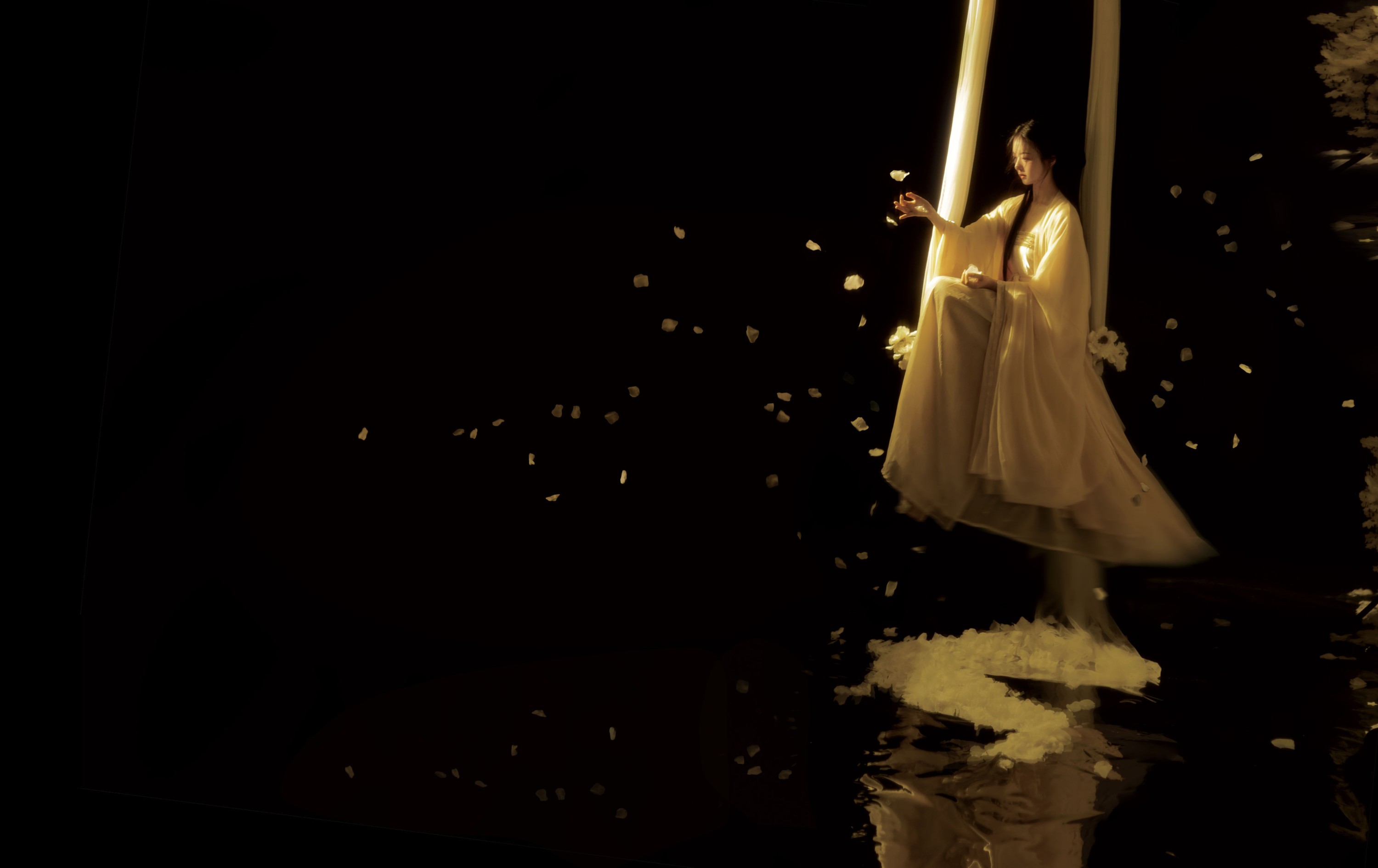 泱泱 – 《人生若只入初见》[20P]