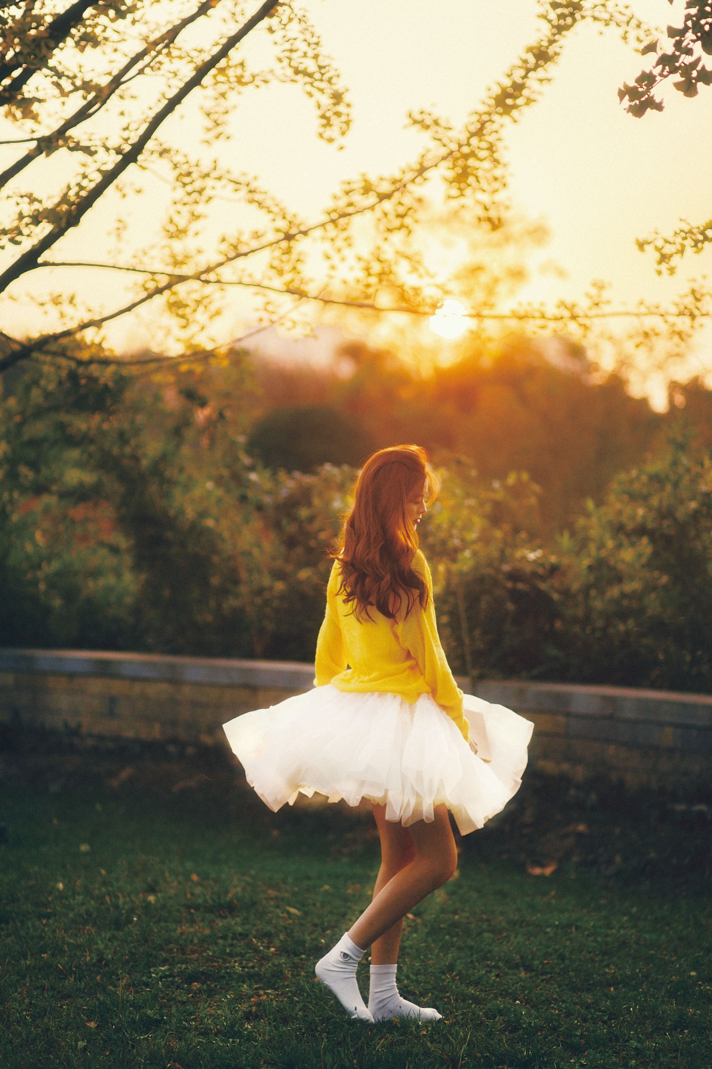 张张包 – 《黄毛衣女孩》[27P]