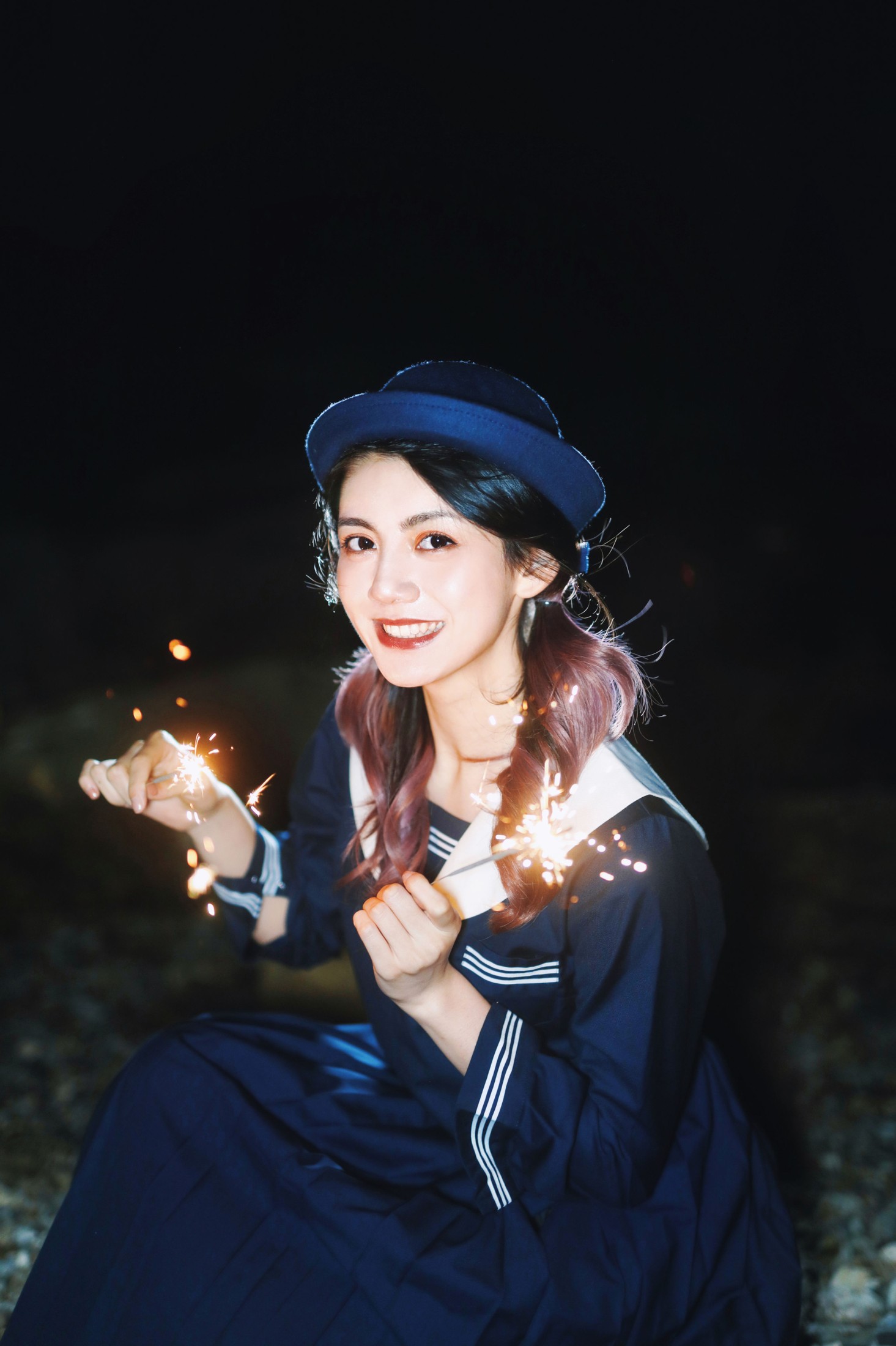 茜akane – 《无人海滩的烟火》[25P]