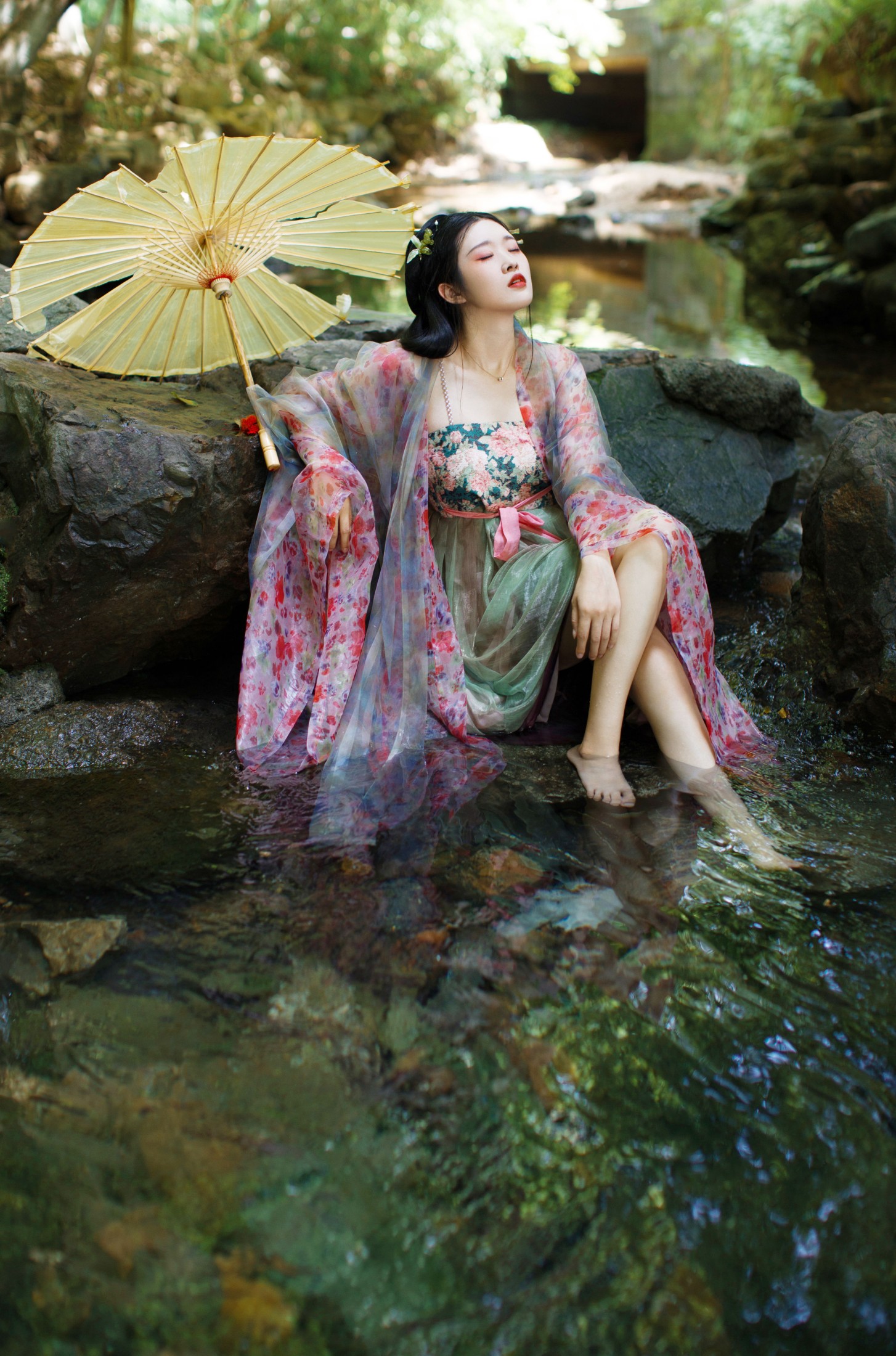 李李思 – 《心微动》[22P]