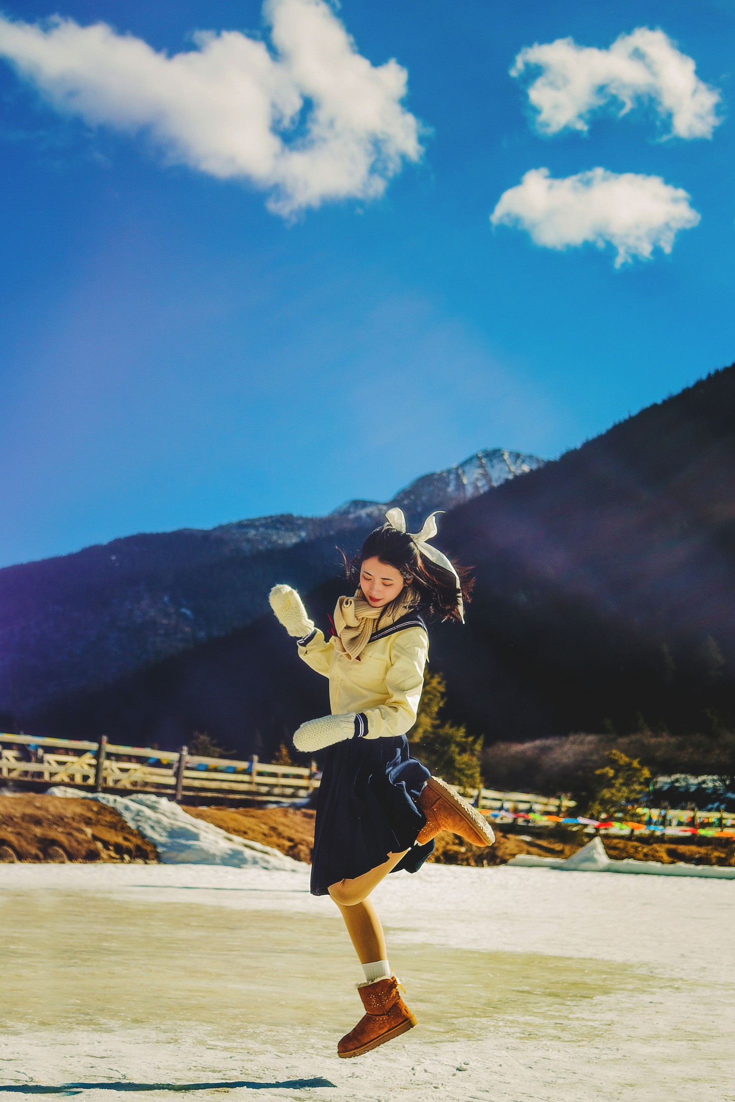 瞳人儿 – 《倾听雪的喧闹》[25P]