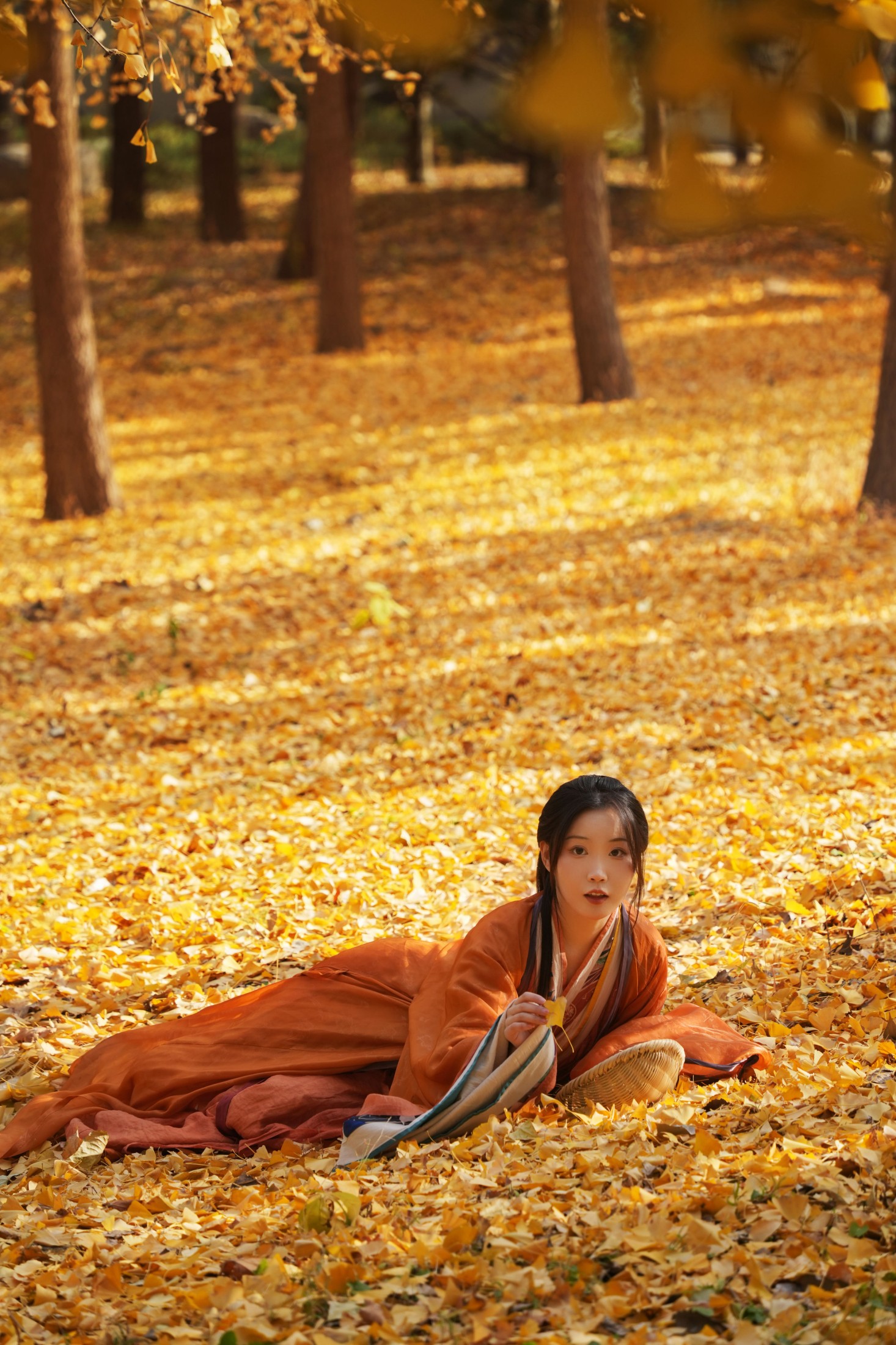 人间小白龙 – 《金秋》[25P]