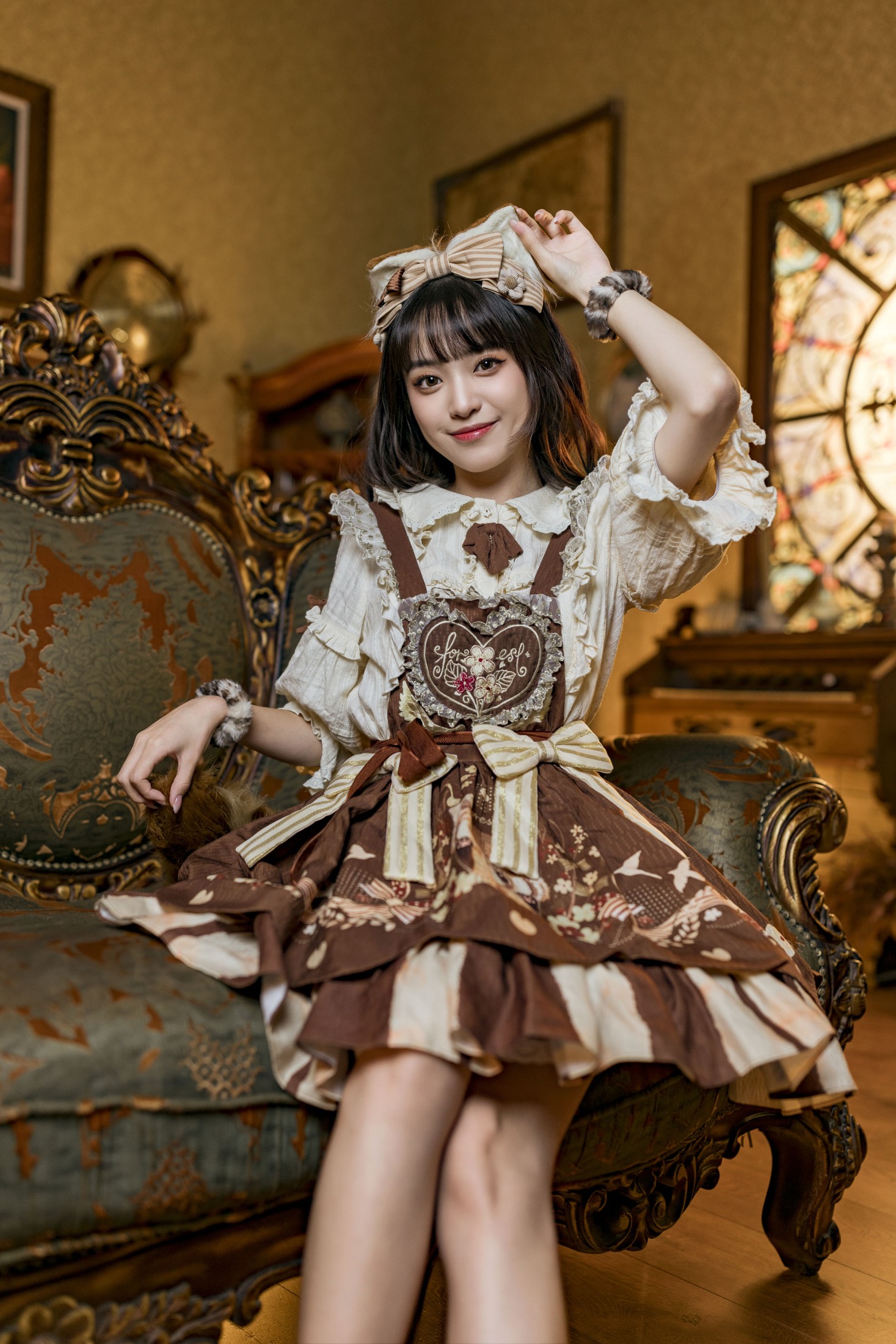 酱酱 – 《猫系少女》[22P]