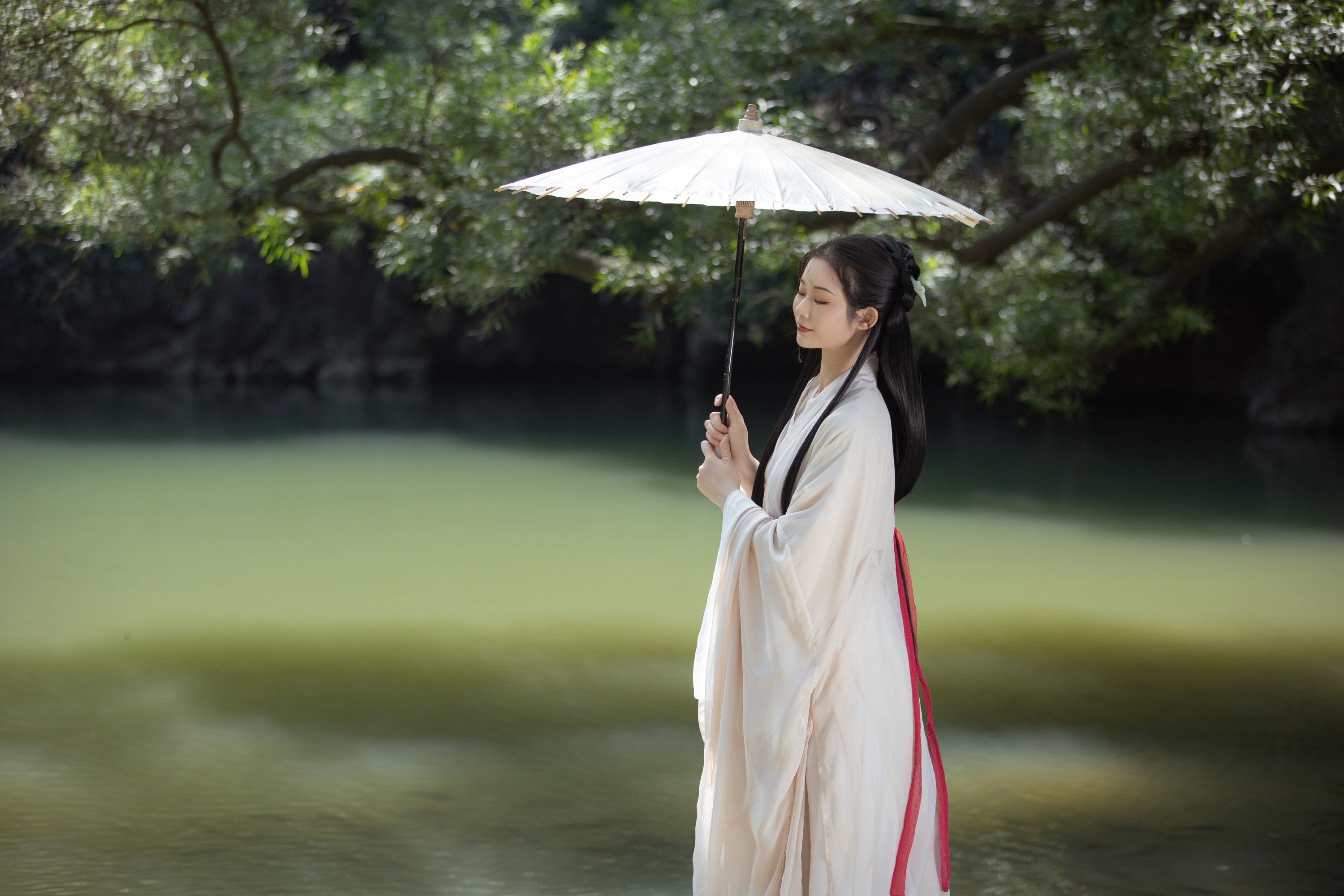 培培爱吃麦当劳 – 《春色》[34P]