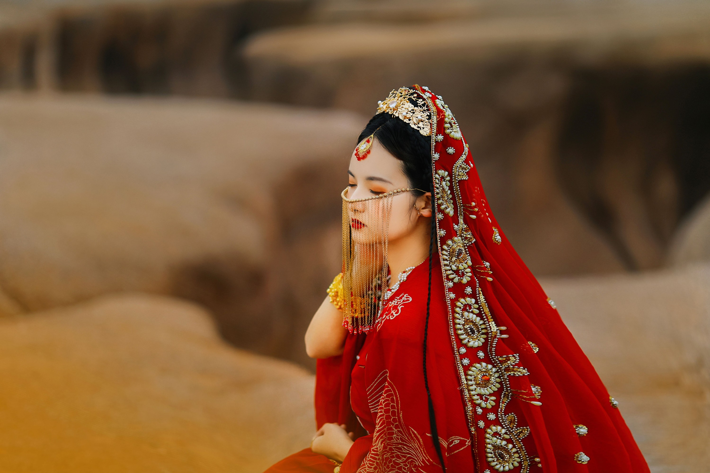 LLIYaNinG – 《西域美人》[22P]