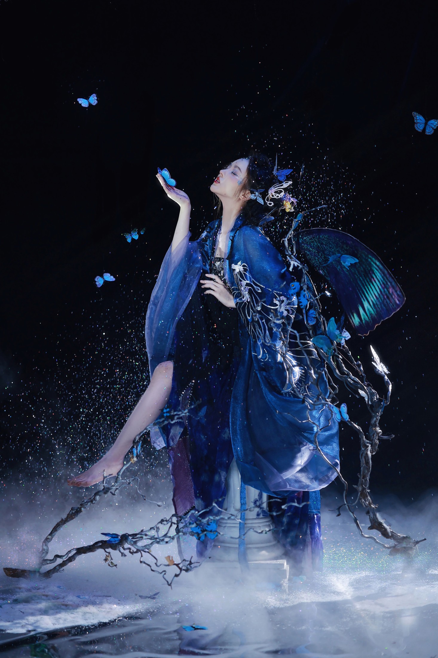 天晴后的樱花花 – 《万蝶振翅》[24P]