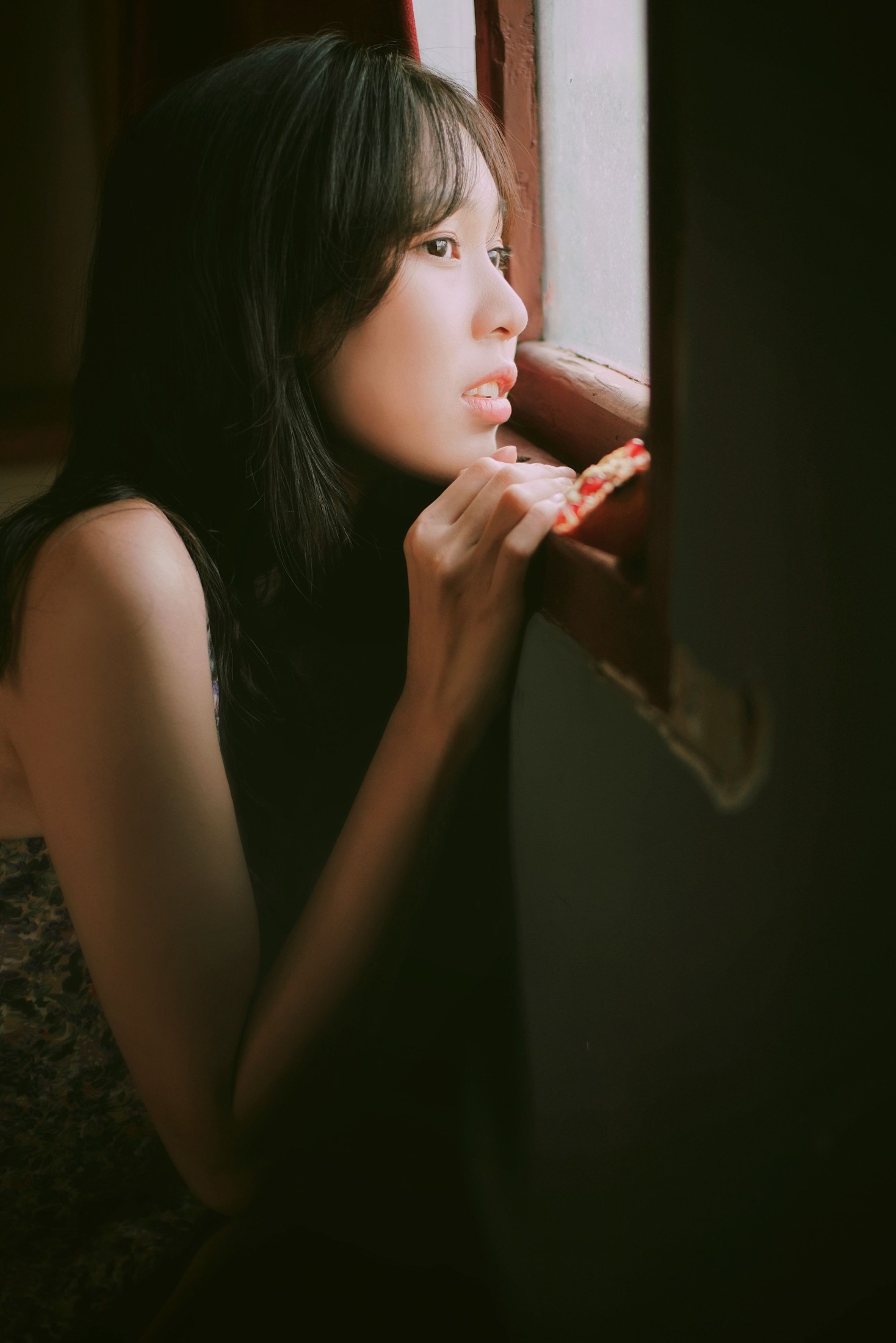 茵子吞籽儿 – 《石榴的青春日记》[29P]