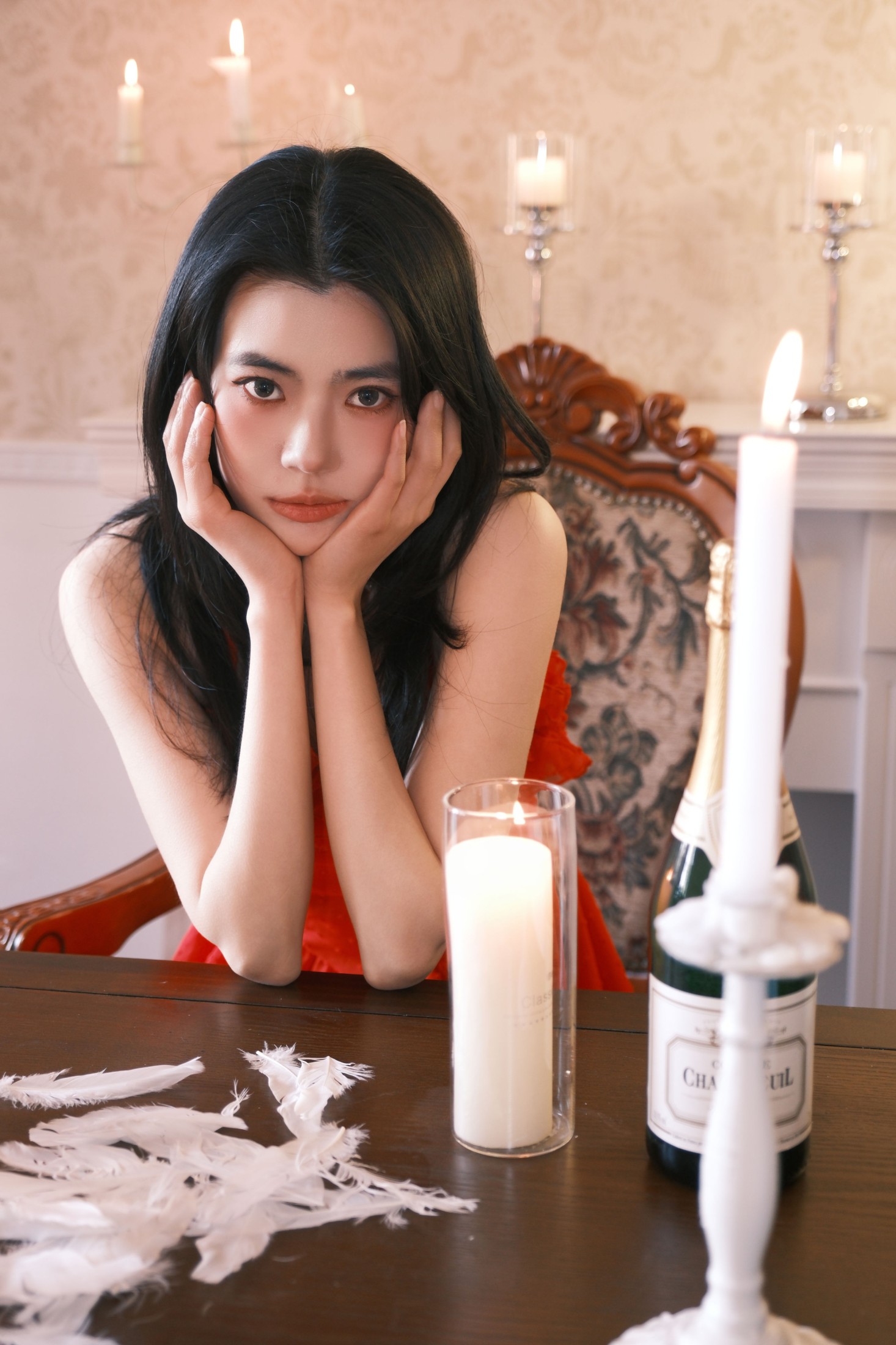 Elikaka – 《红色》[28P]